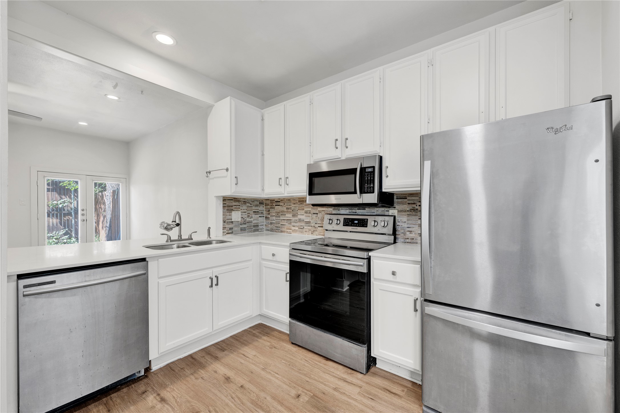 2807 Throckmorton Street 101