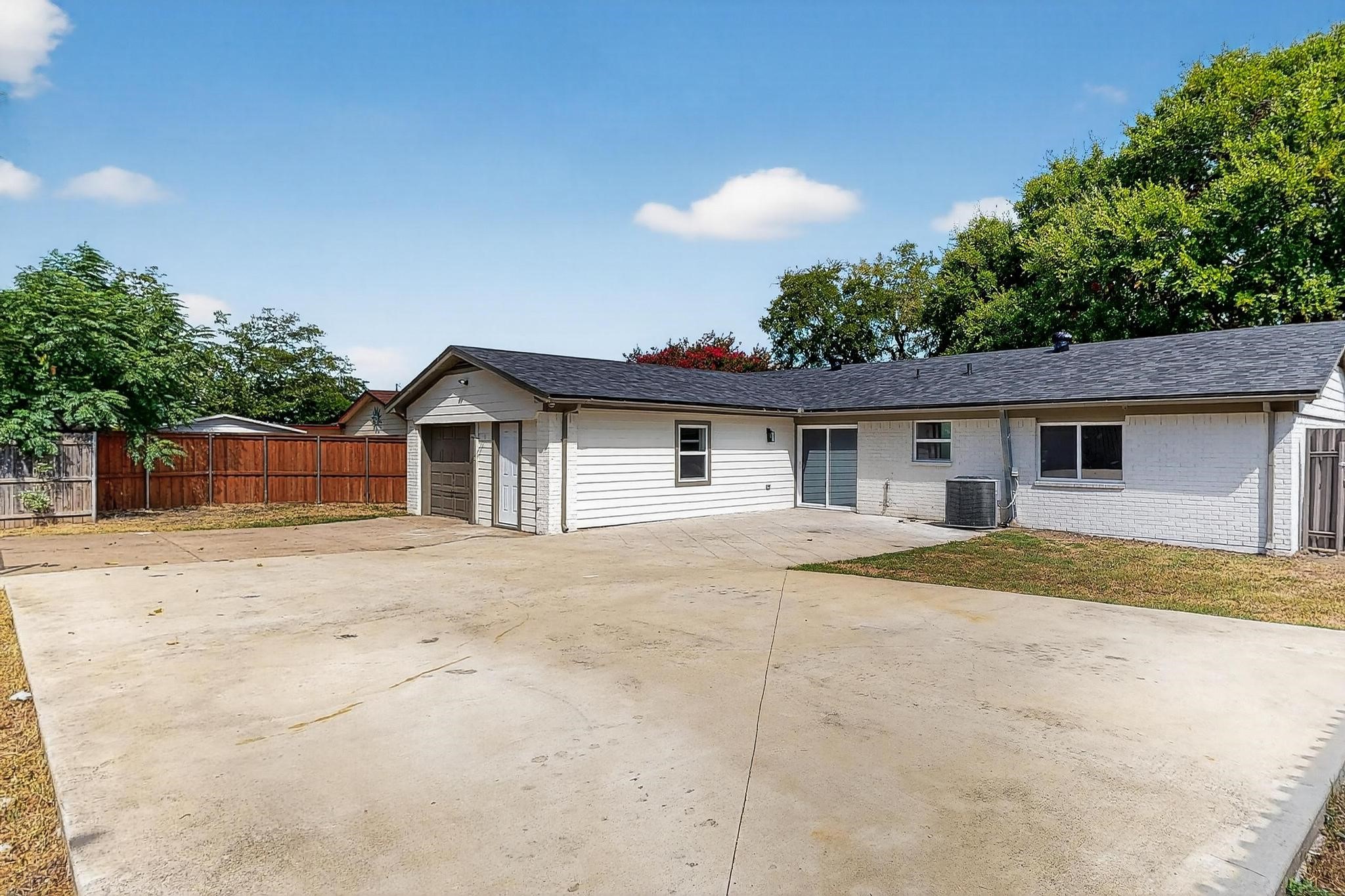 5920 Keeneland Parkway