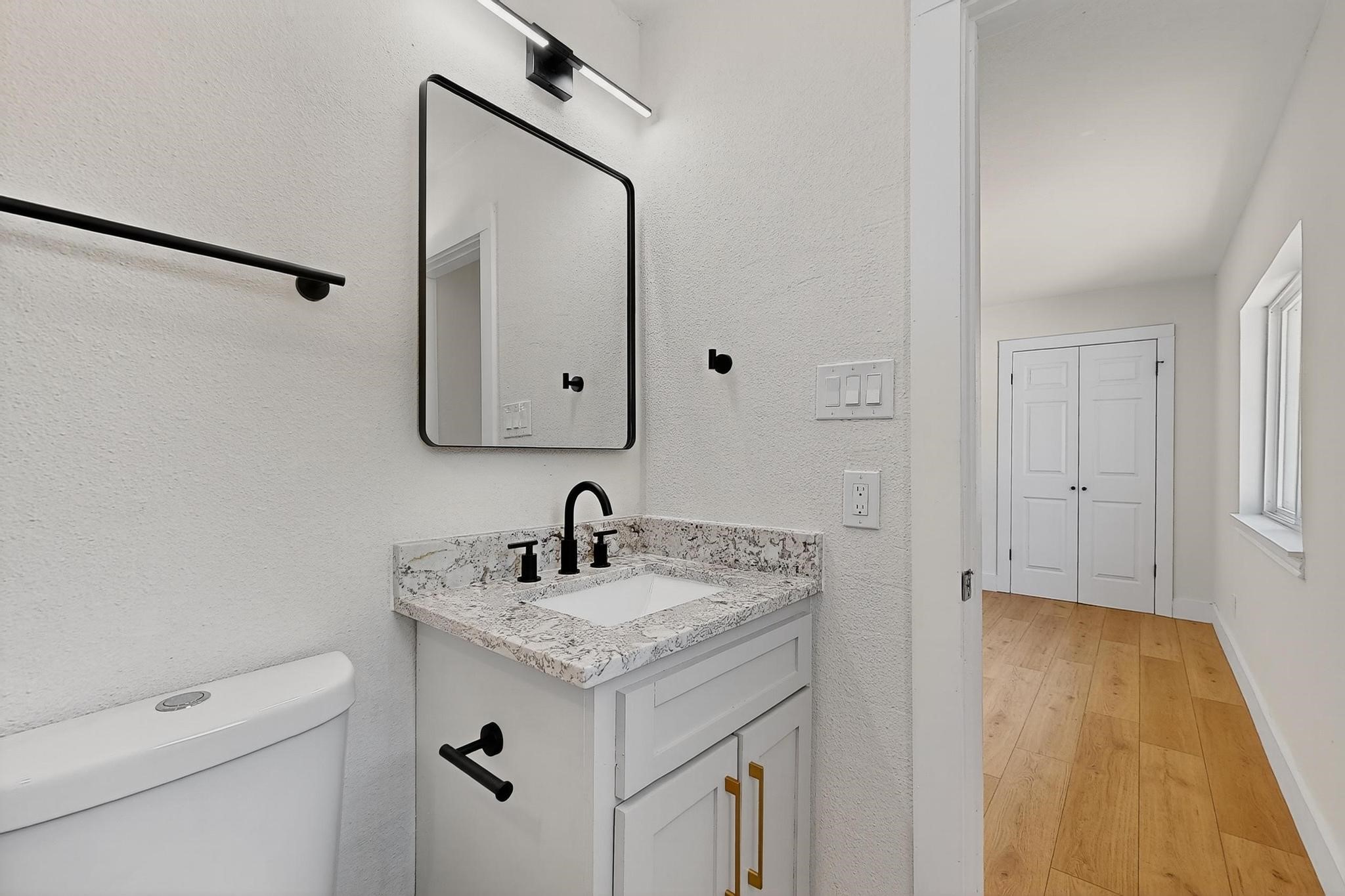 5920 Keeneland Parkway