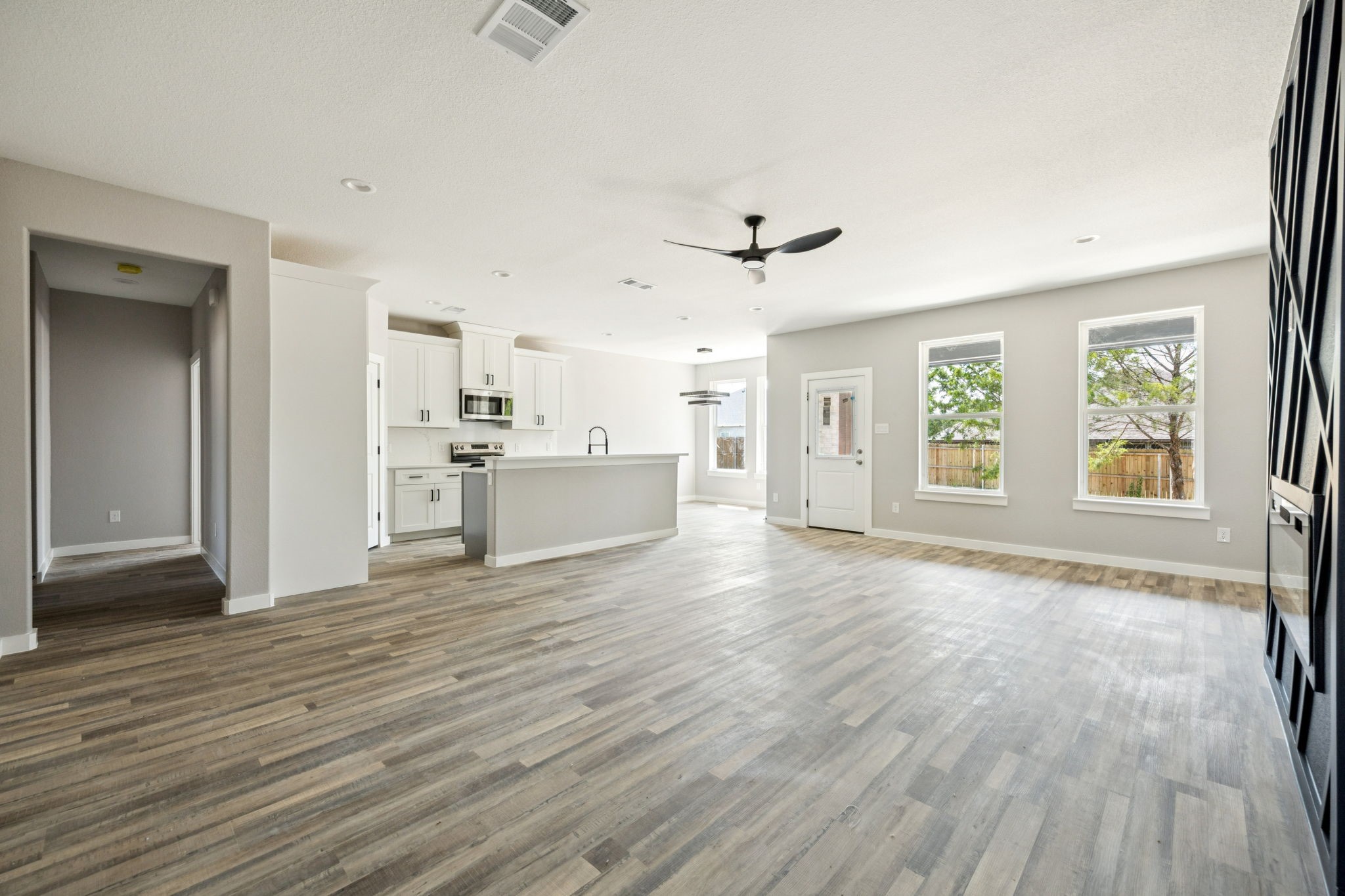 113 E Southbrook Drive