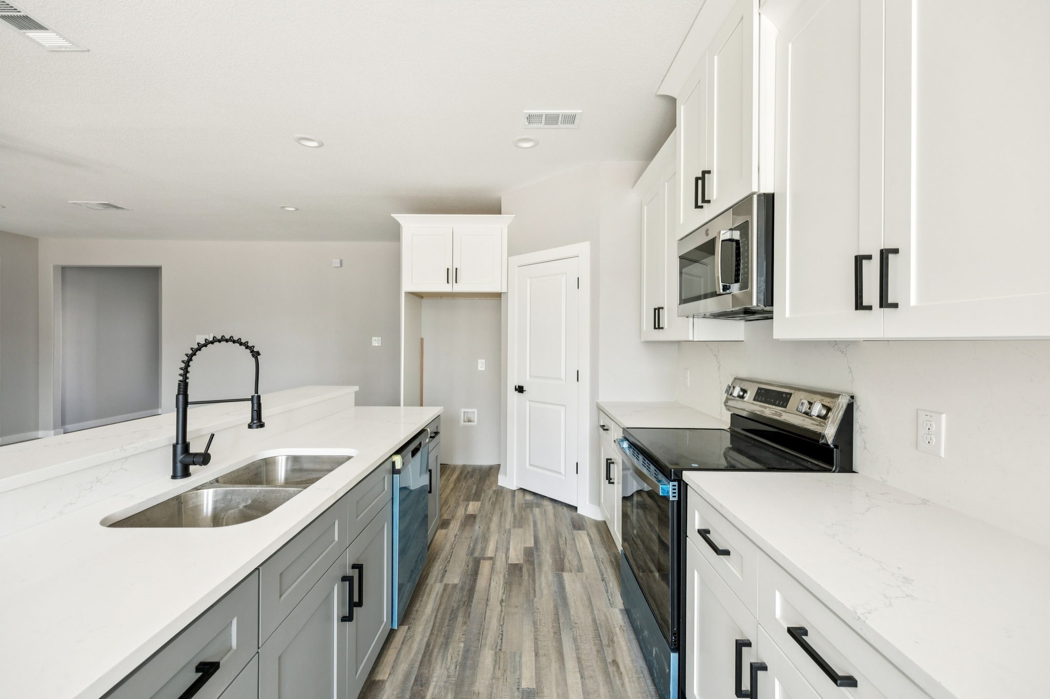 113 E Southbrook Drive