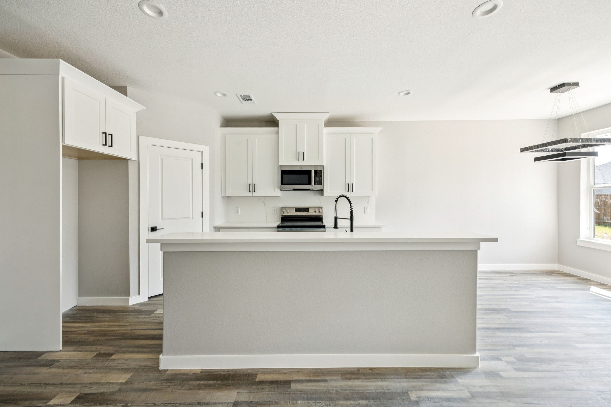 113 E Southbrook Drive