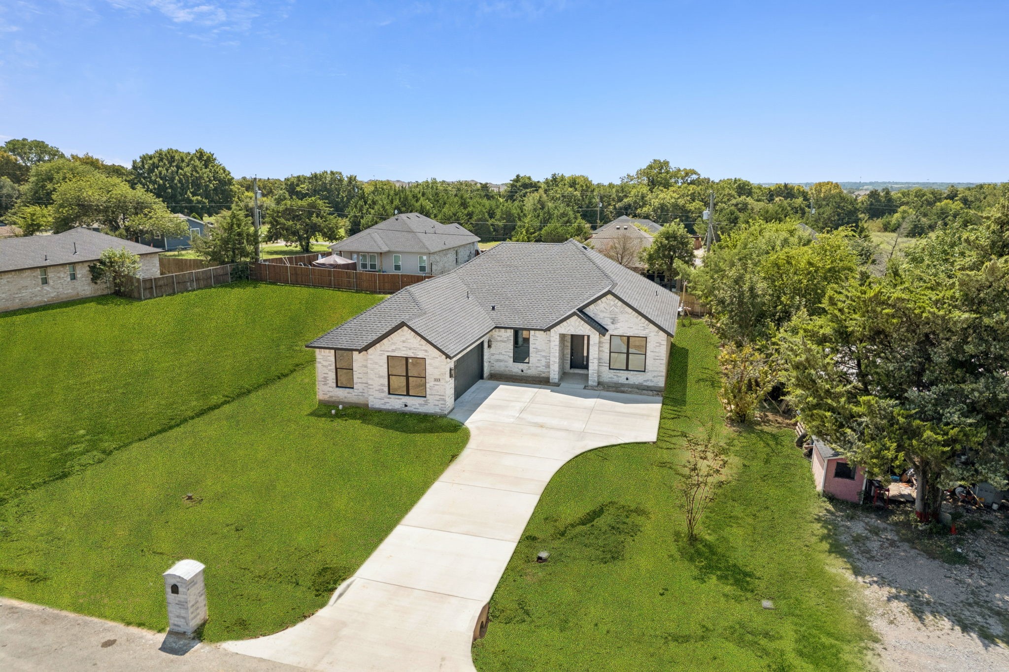 113 E Southbrook Drive