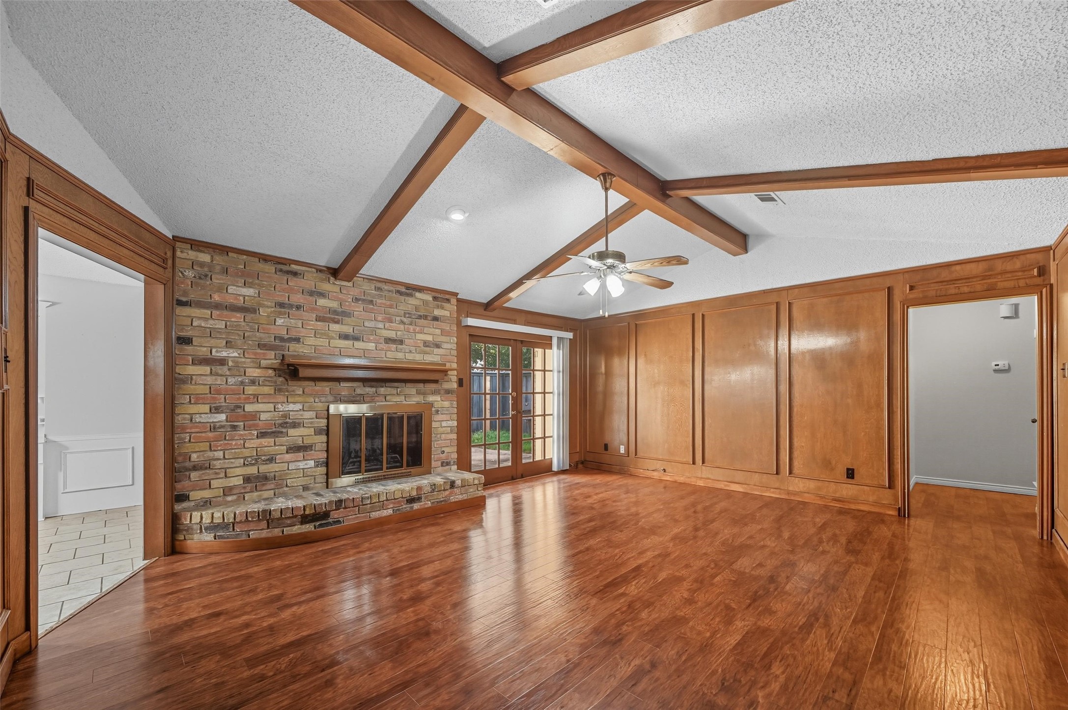 1205 Columbine Drive