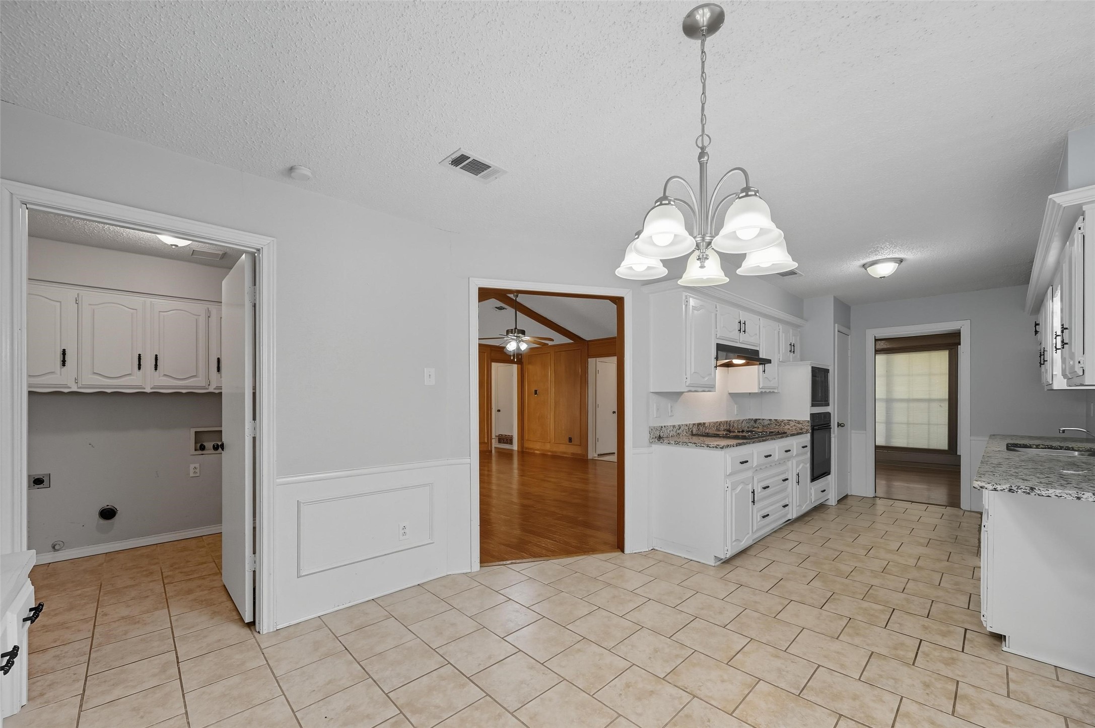 1205 Columbine Drive