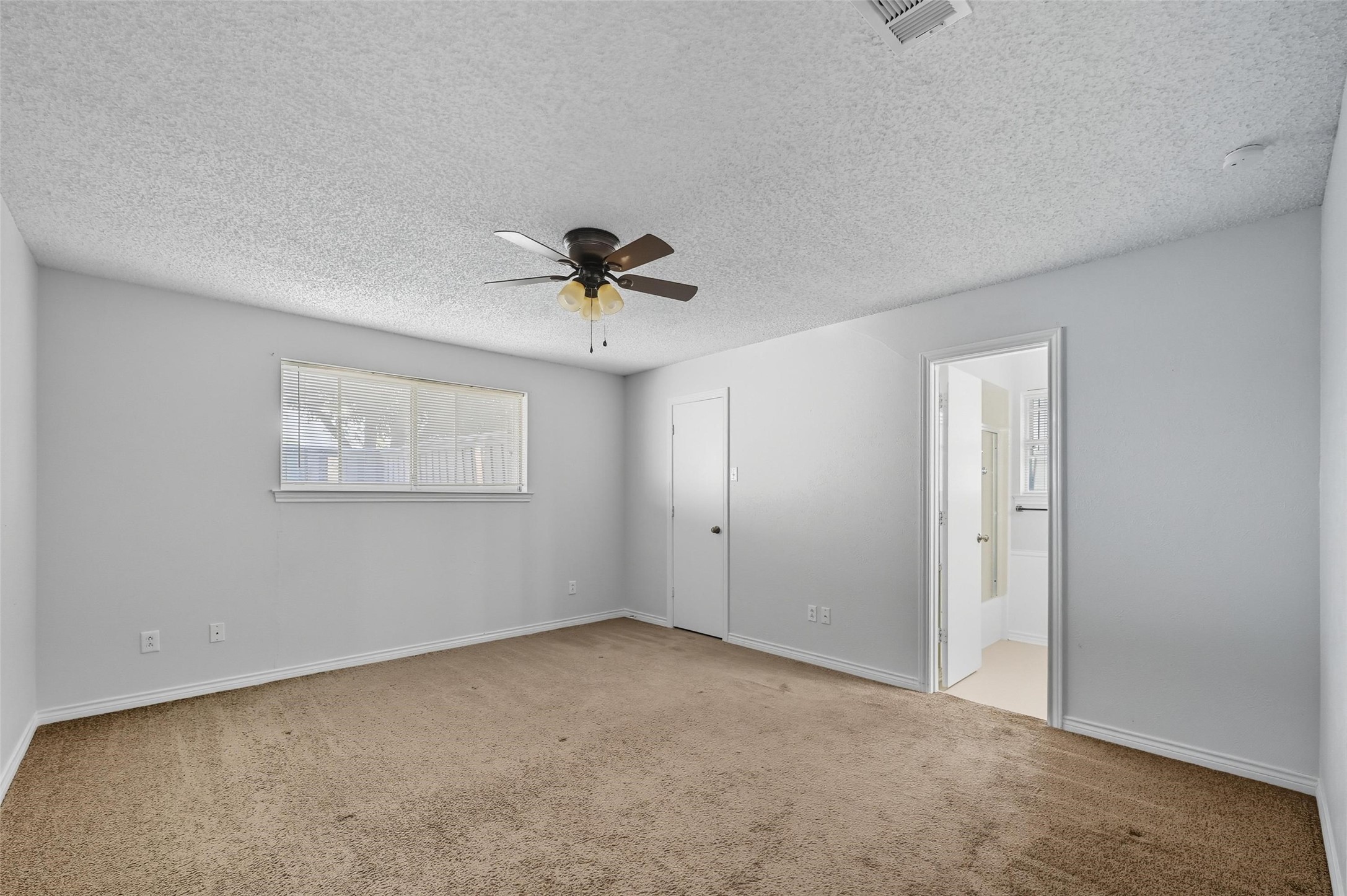 1205 Columbine Drive