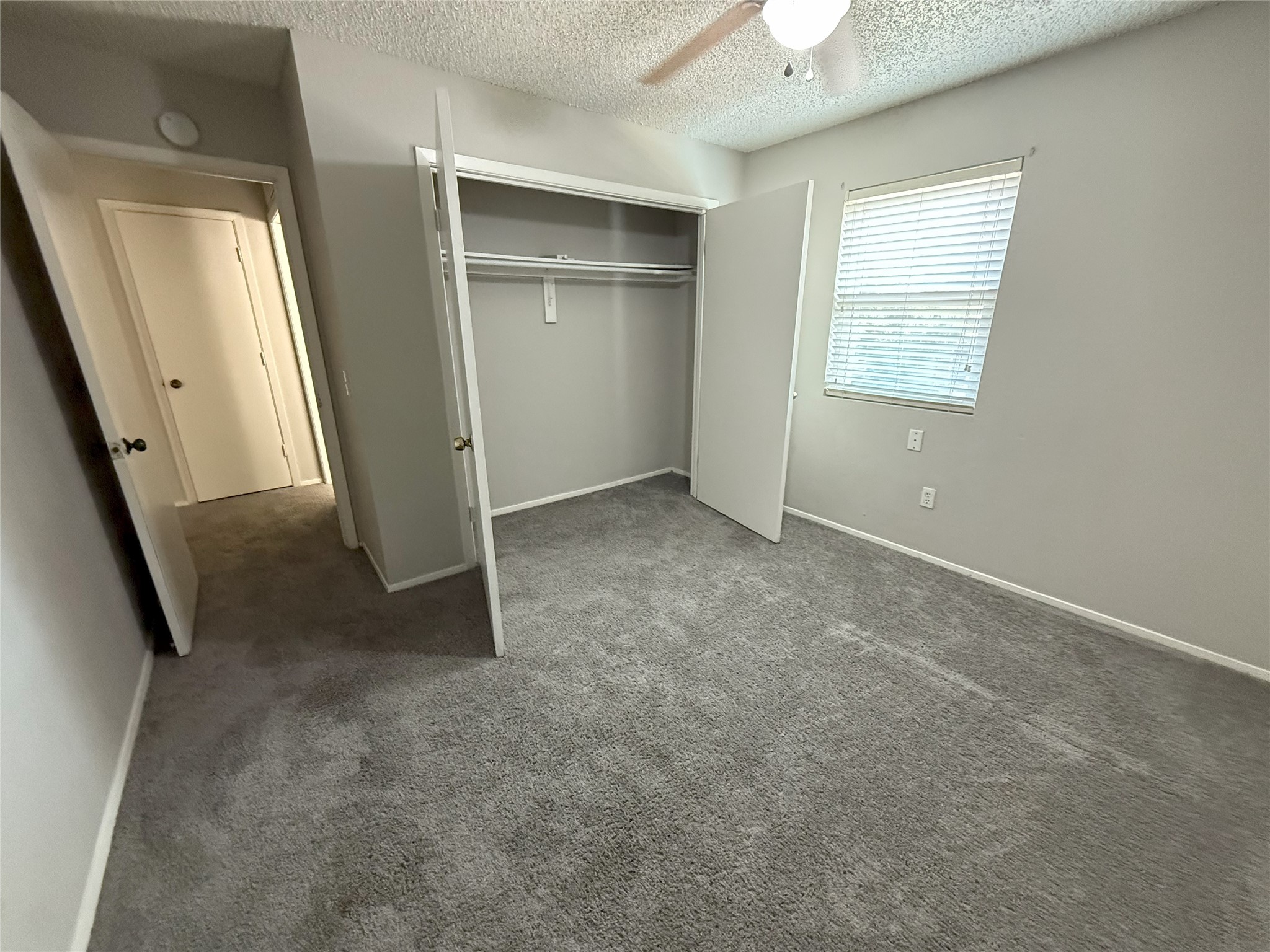 2135 Knoll Crest Drive