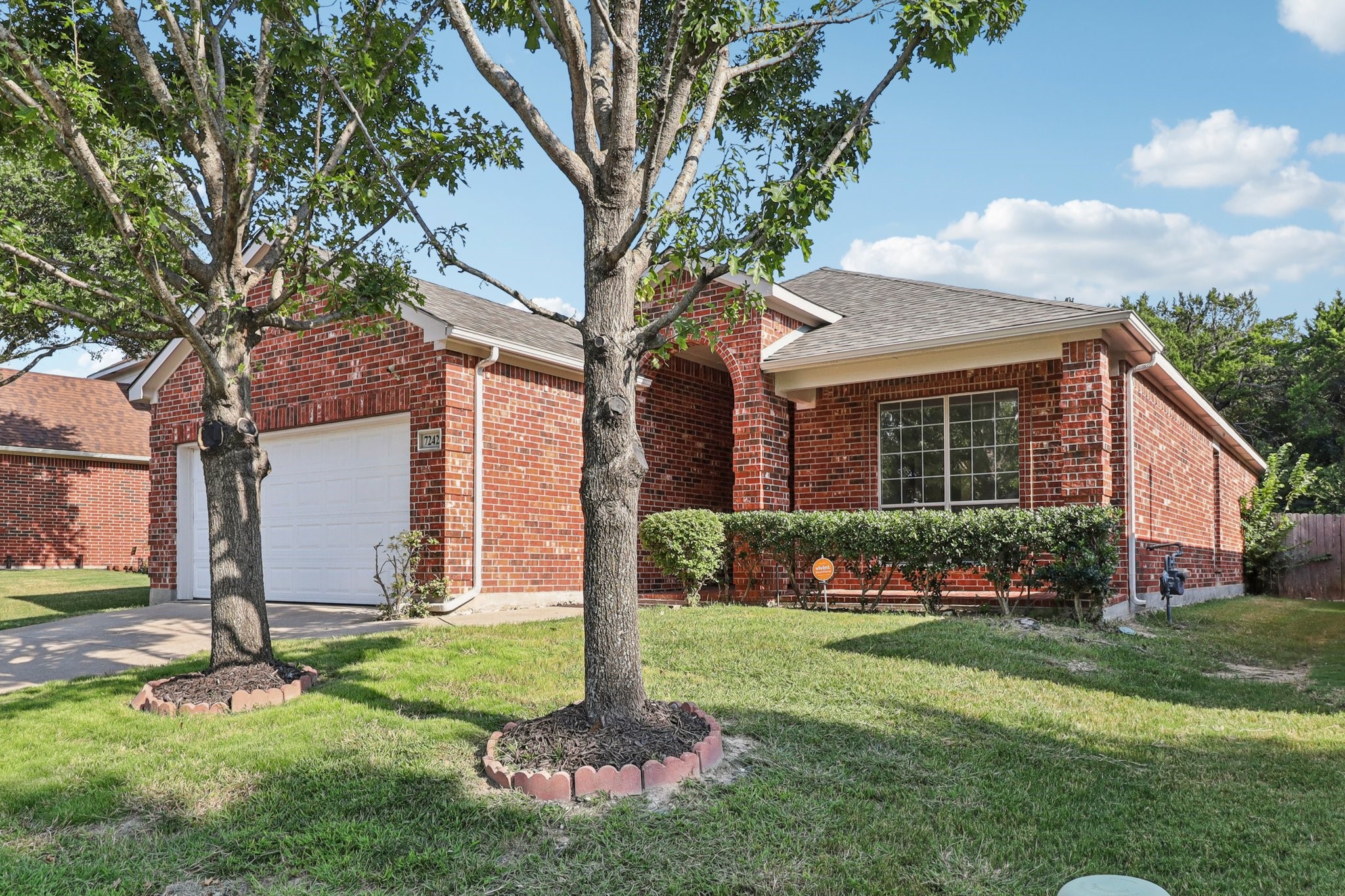 7242 Summit Parc
