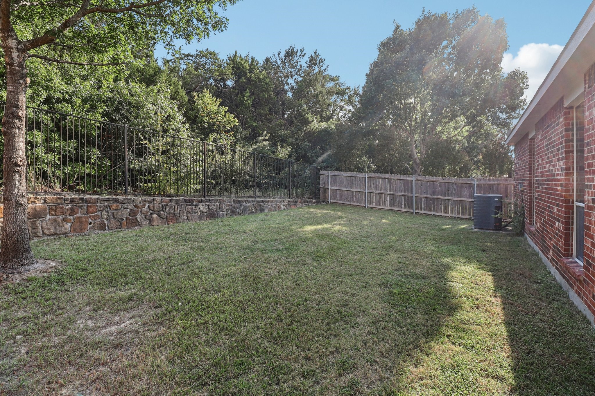 7242 Summit Parc