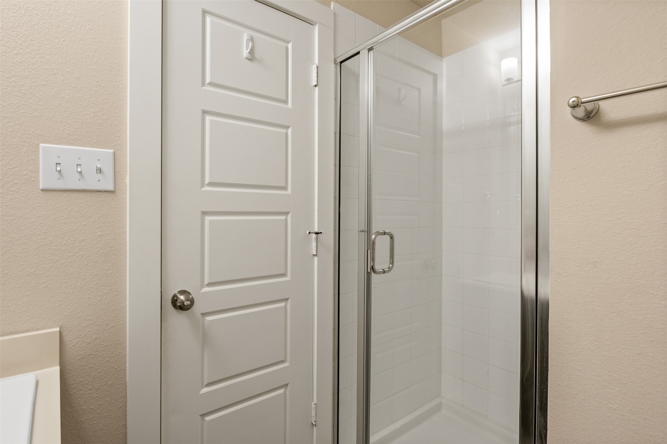 618 Congressional Avenue