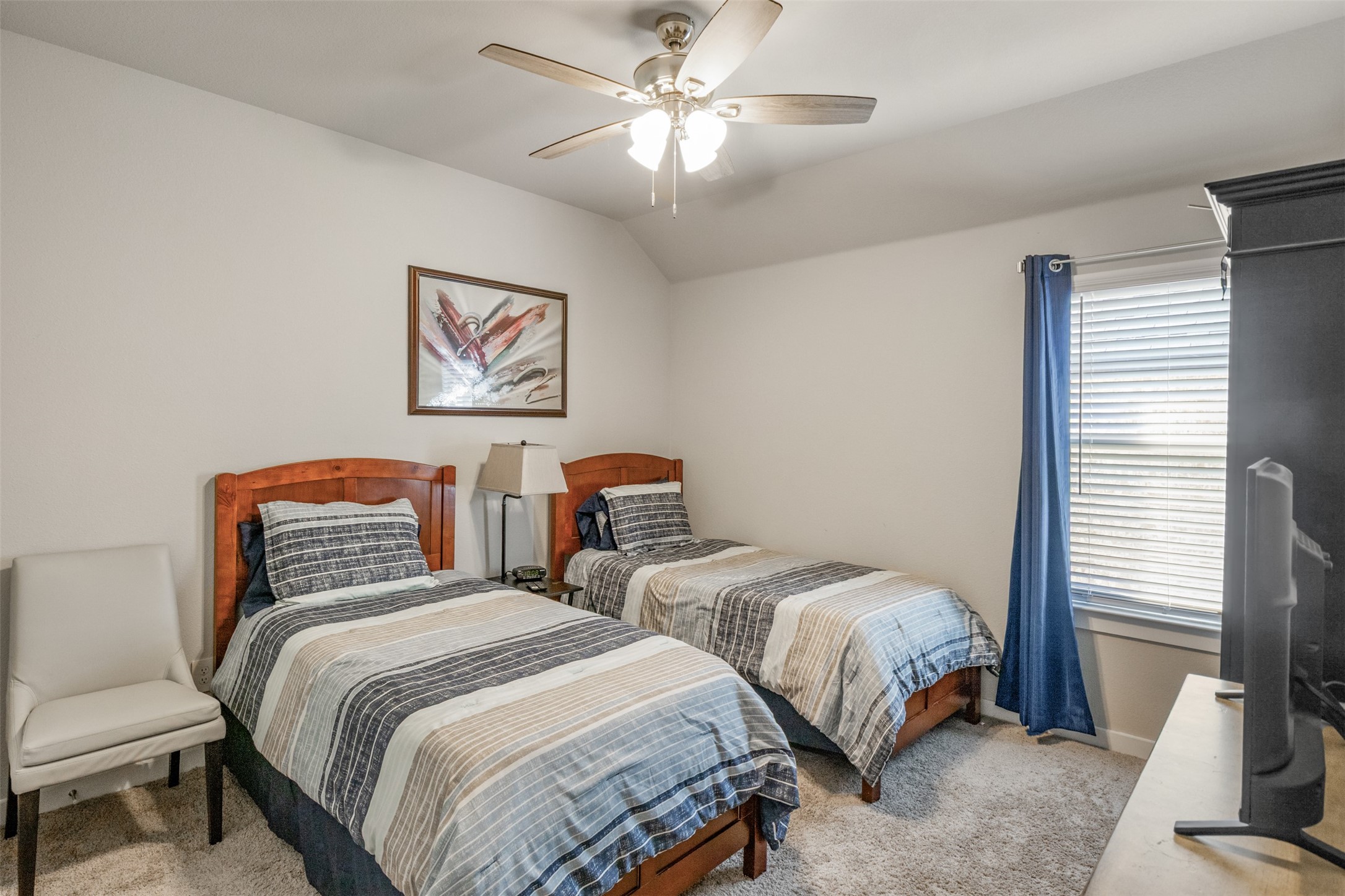 618 Congressional Avenue