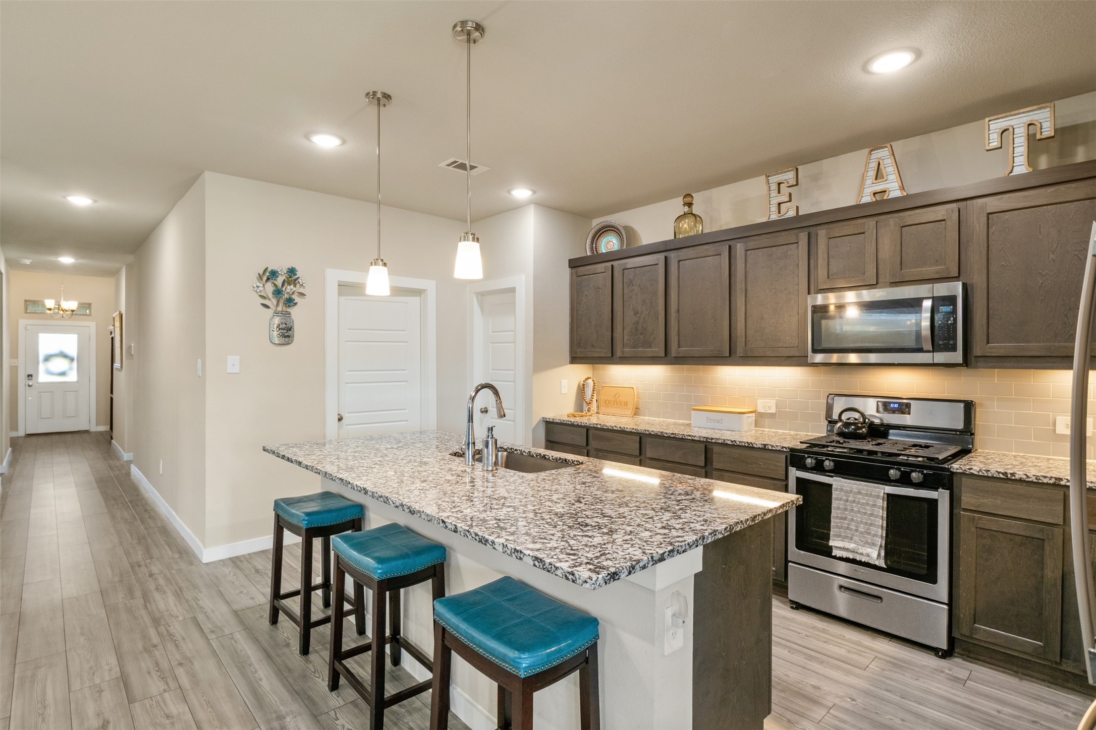 618 Congressional Avenue