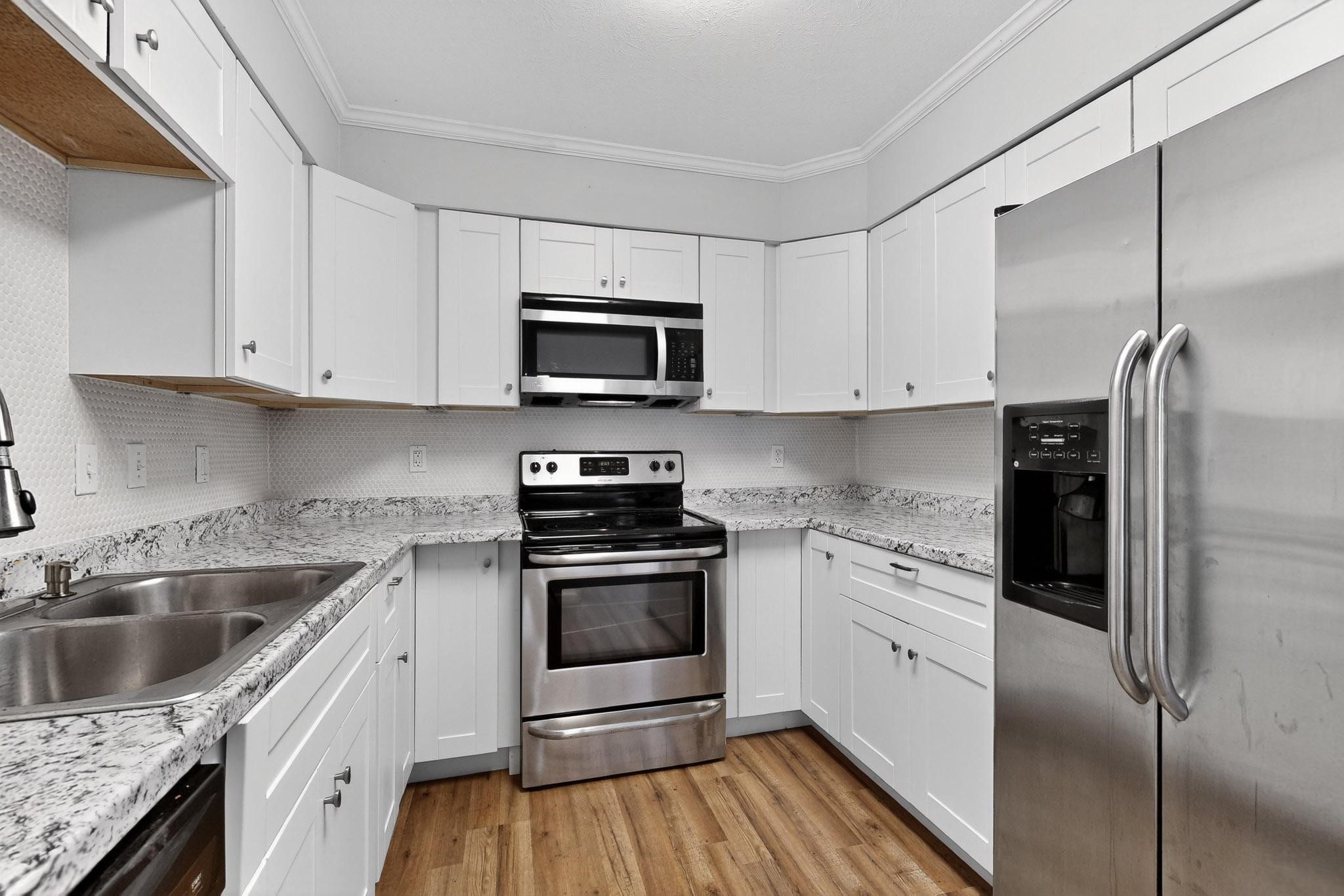 5718 Marvin Loving Drive 117