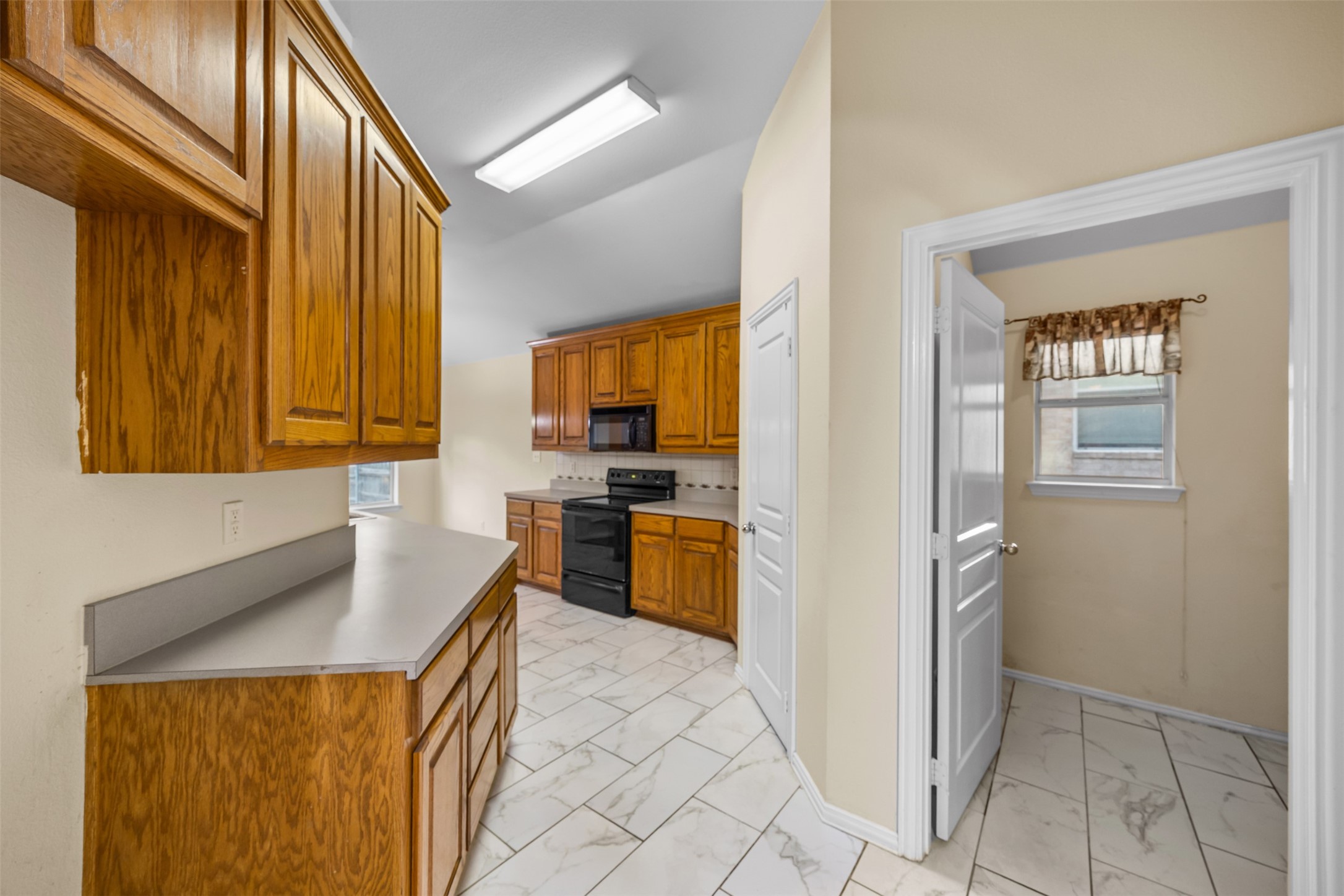 908 Ryanfield Court