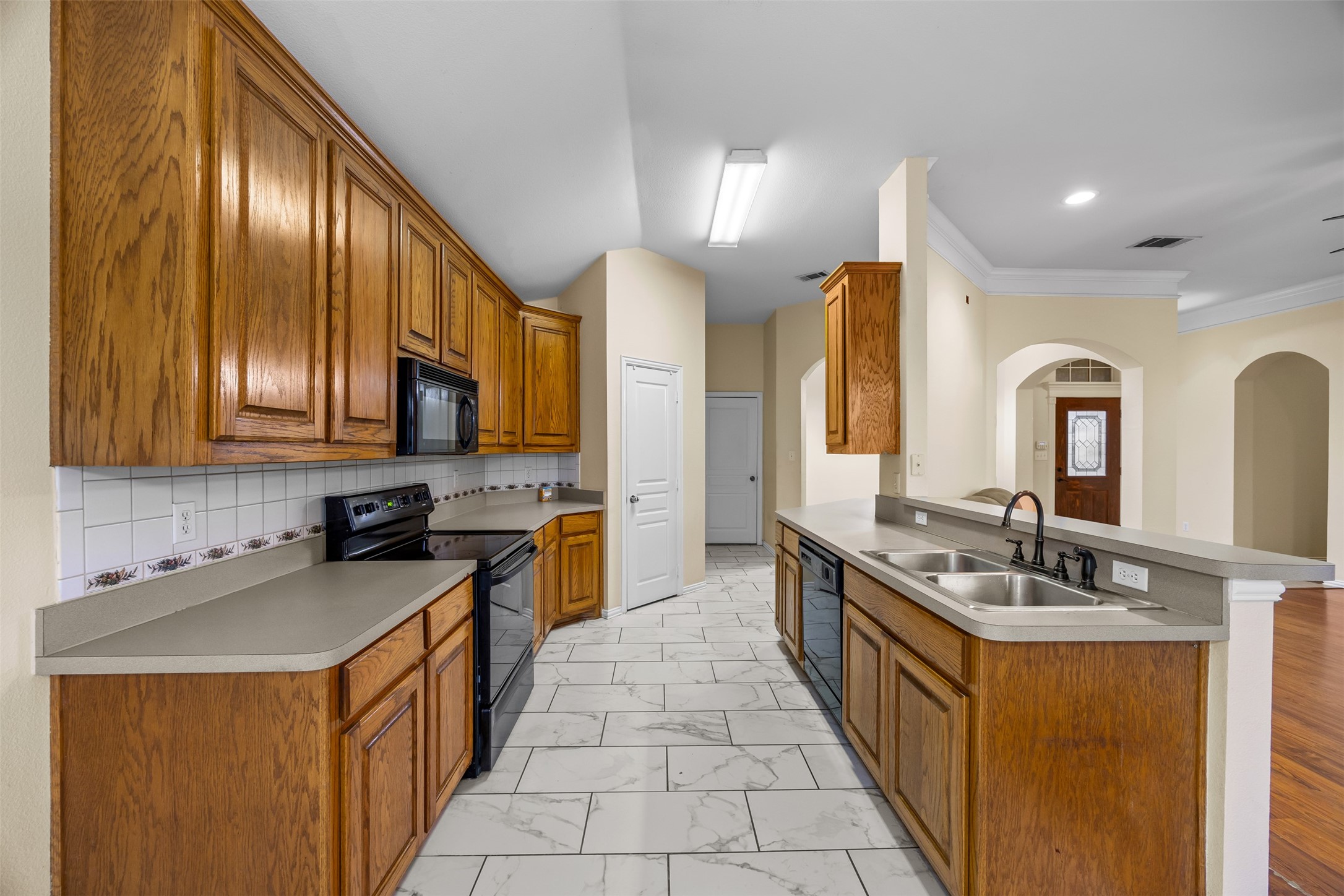 908 Ryanfield Court