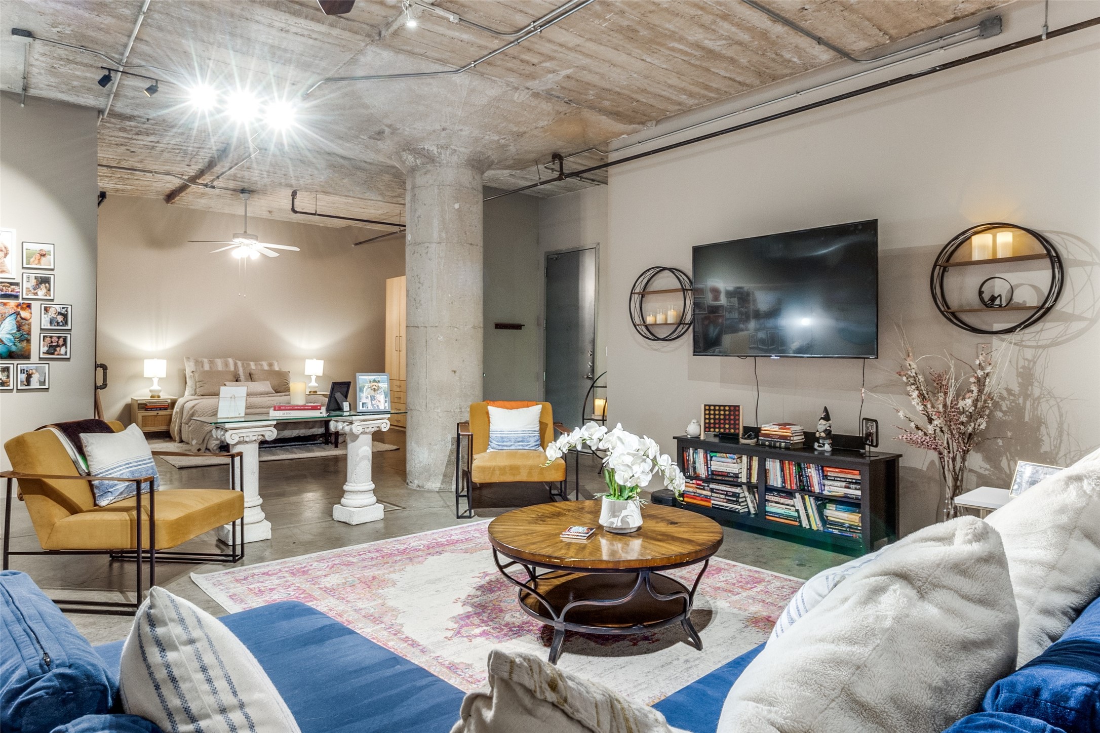 1122 Jackson Street 821