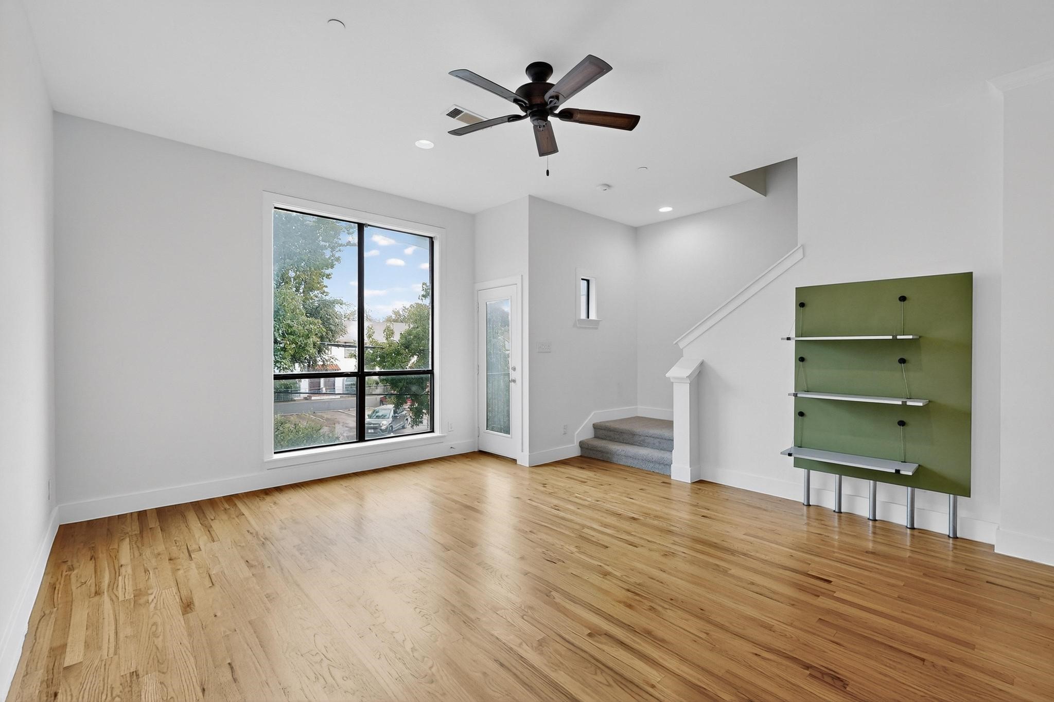 4211 Rawlins Street 528