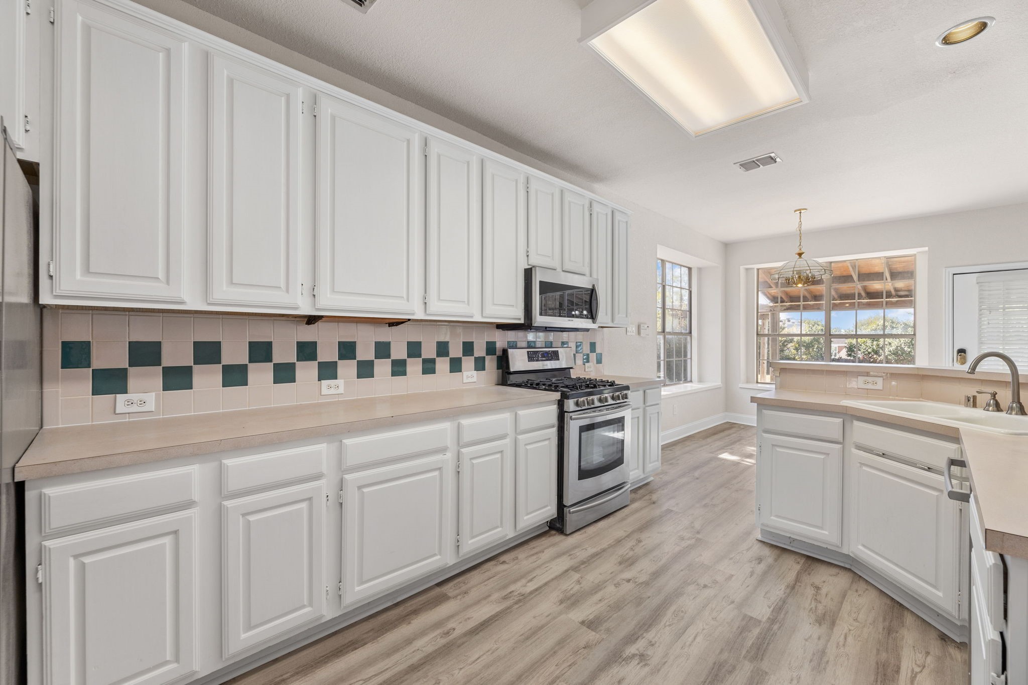 8109 Island Park Court