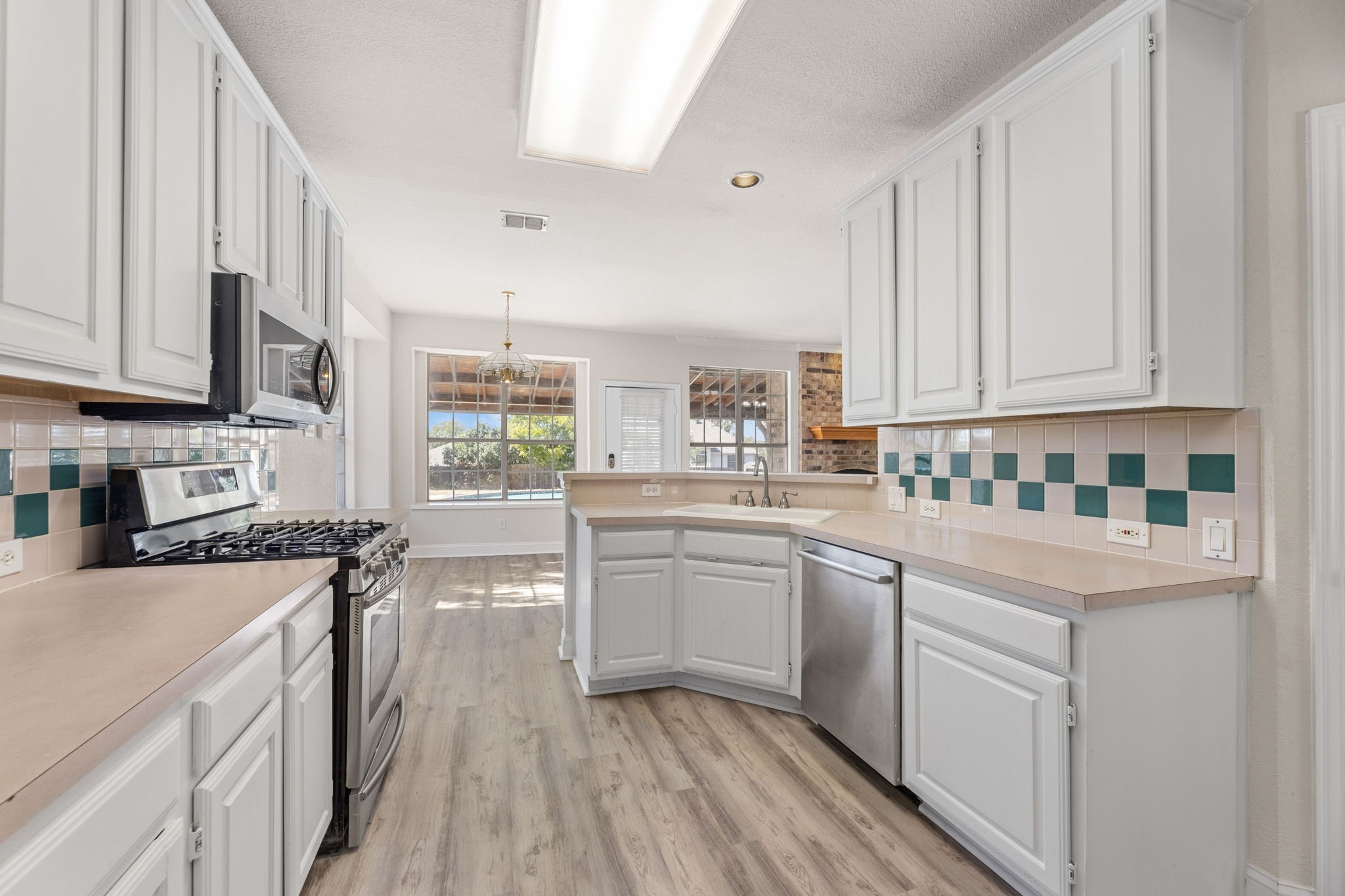 8109 Island Park Court