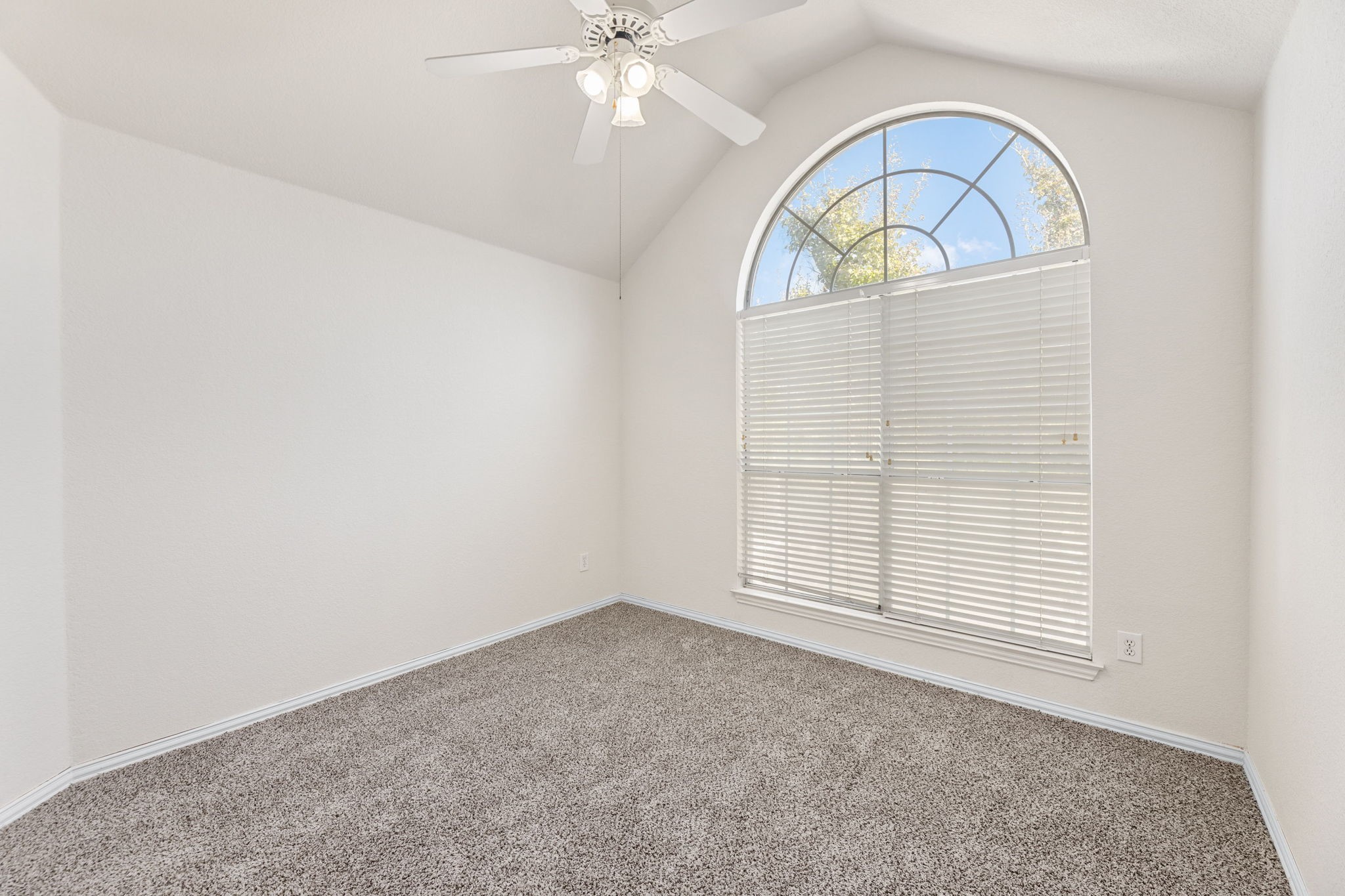 8109 Island Park Court