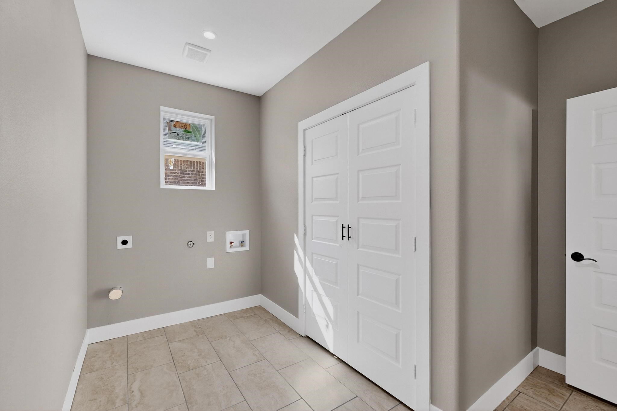 1221 S Rockwall Avenue