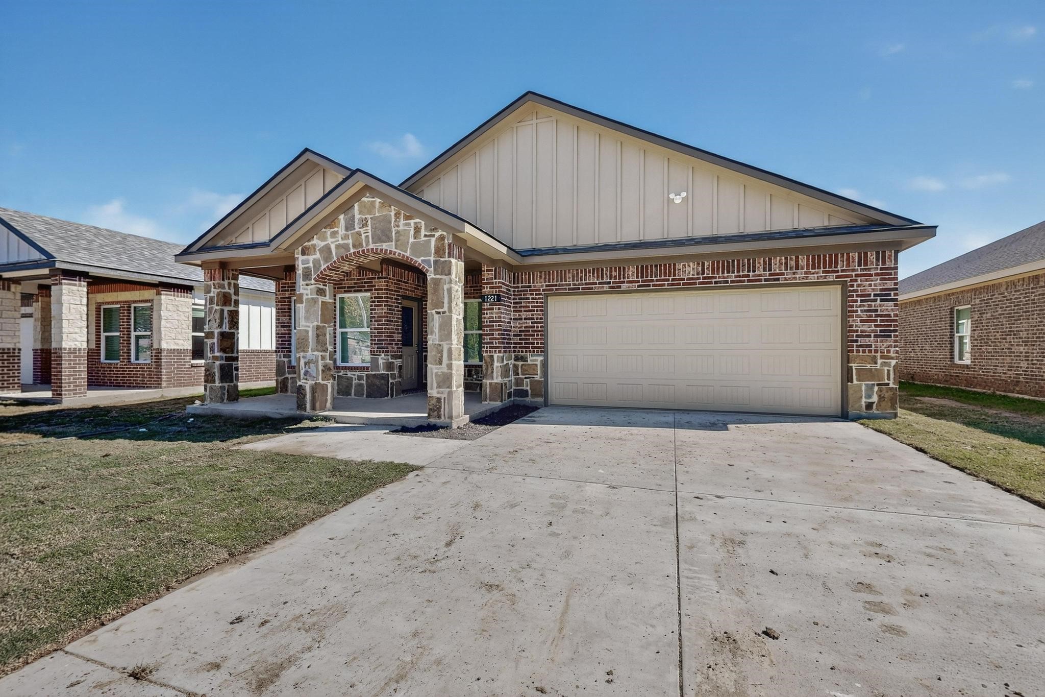 1221 S Rockwall Avenue