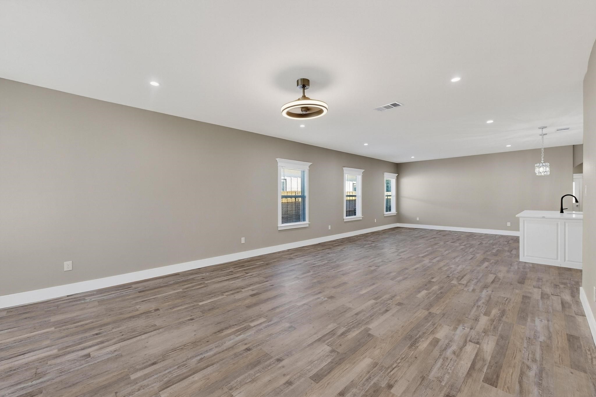 1221 S Rockwall Avenue