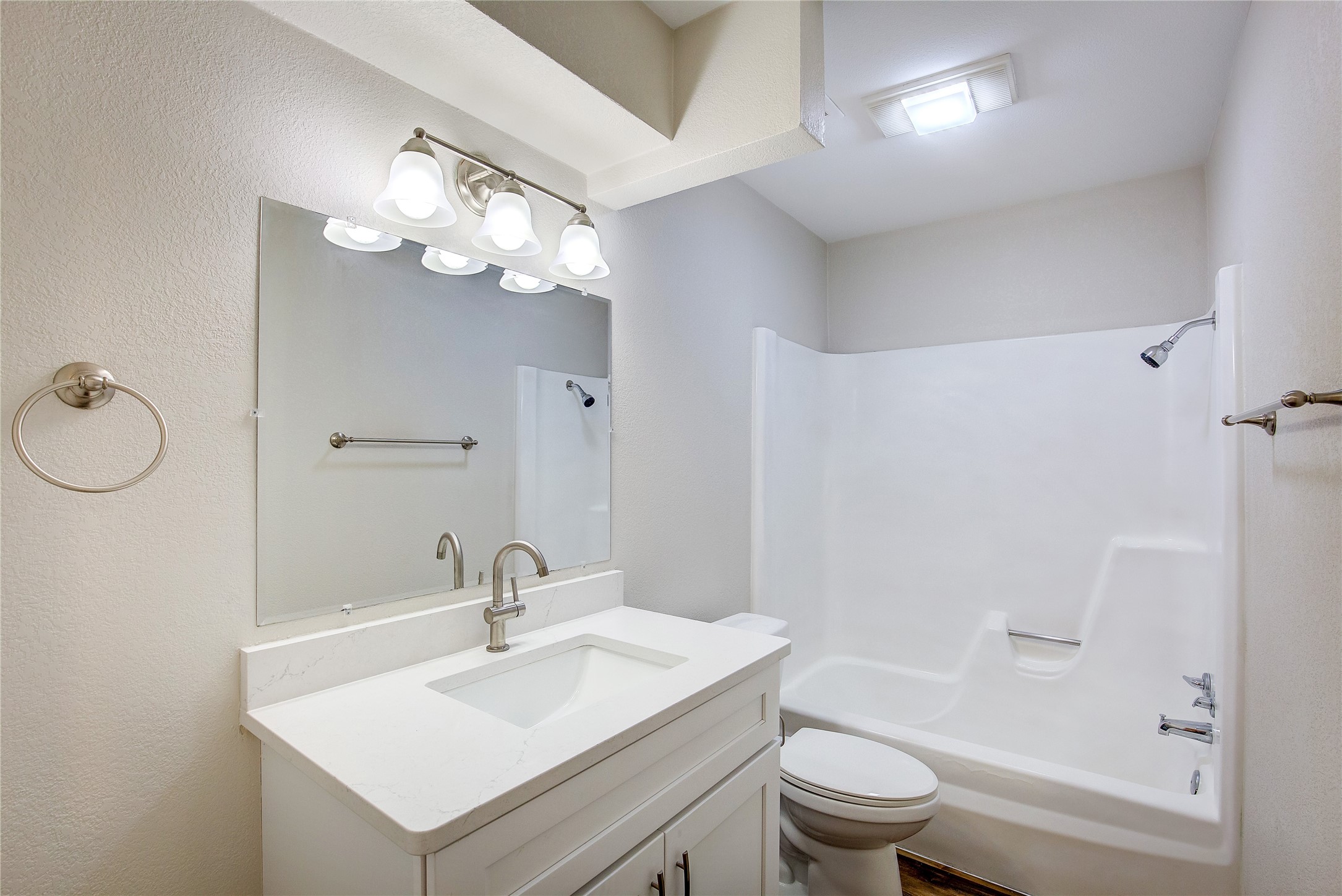 3049 Valley Forge Trail