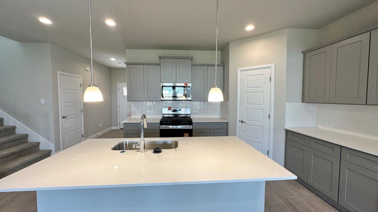 10856 BLACK ONYX Drive