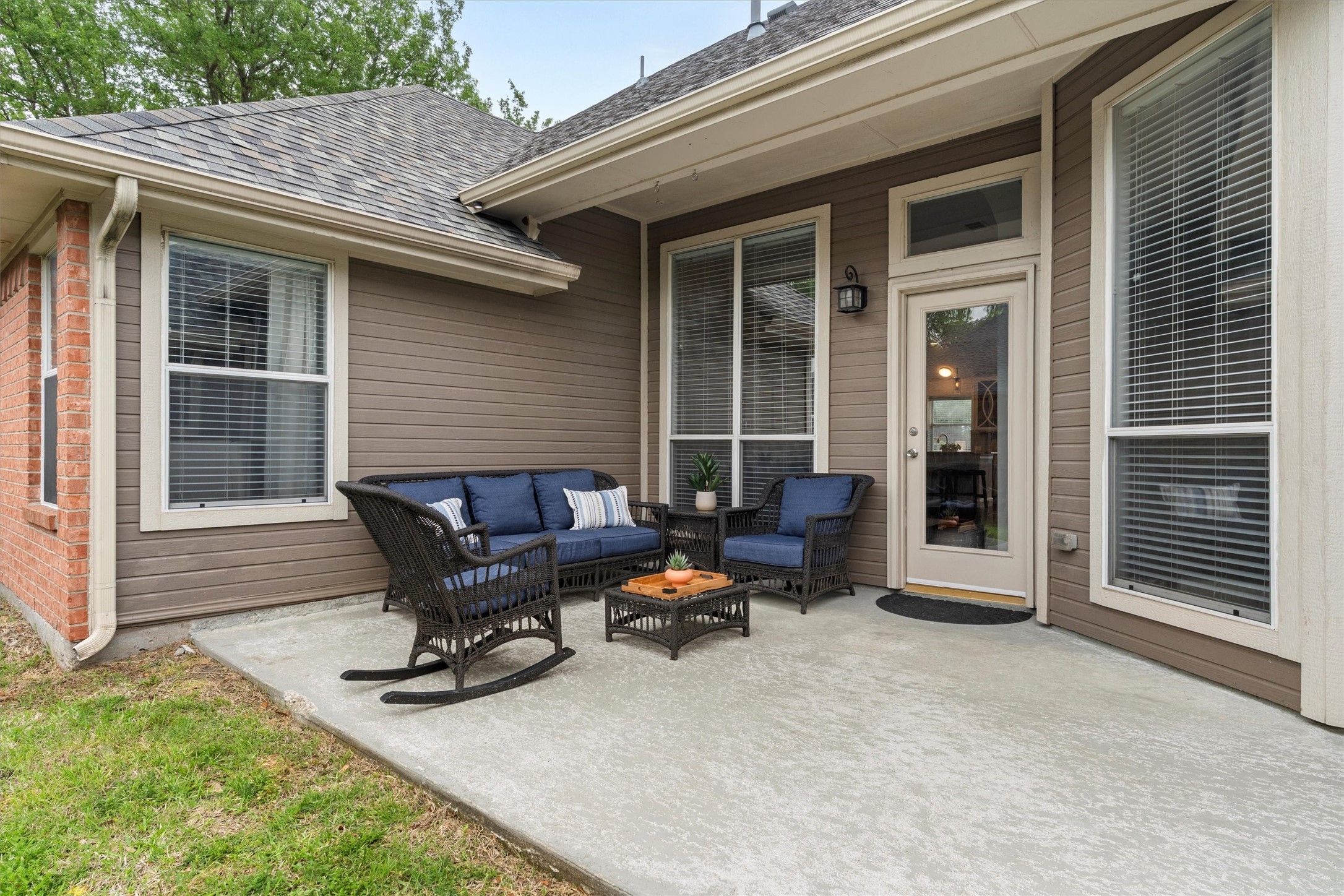 3305 Lake Highlands Drive