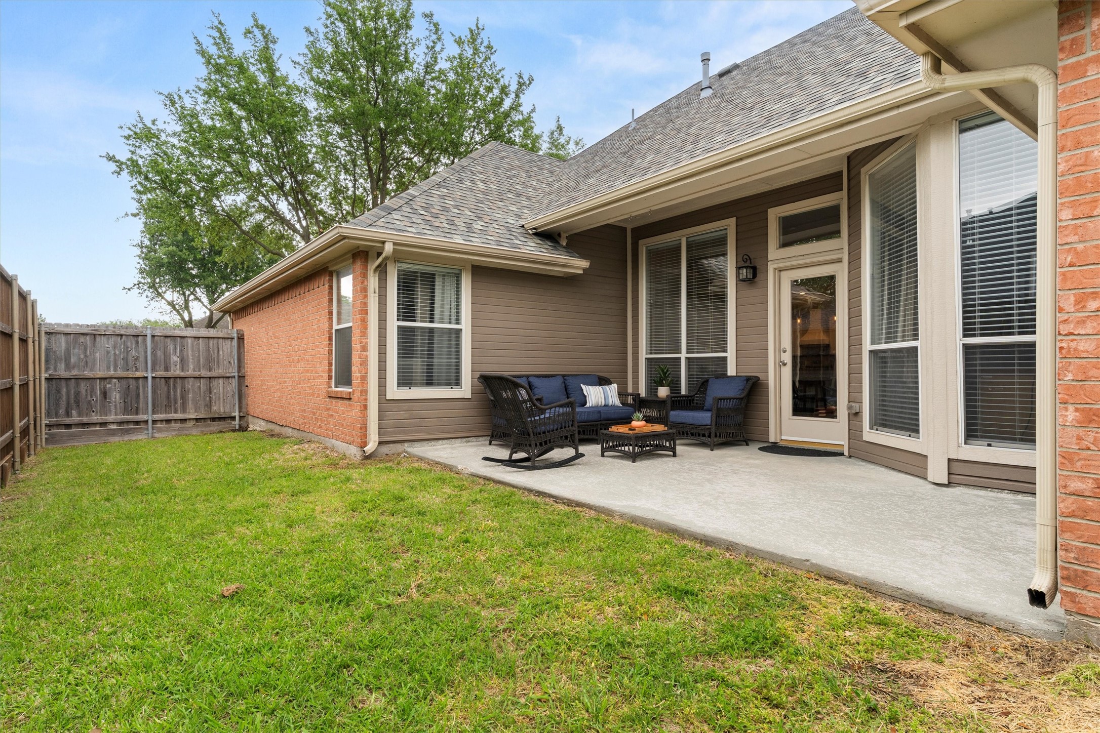 3305 Lake Highlands Drive