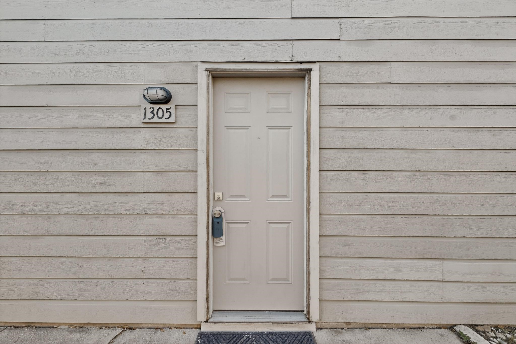 8404 Forest Lane 1305