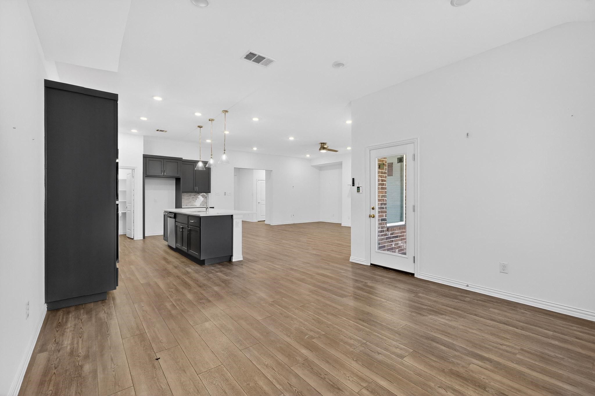 1756 Everglades Drive