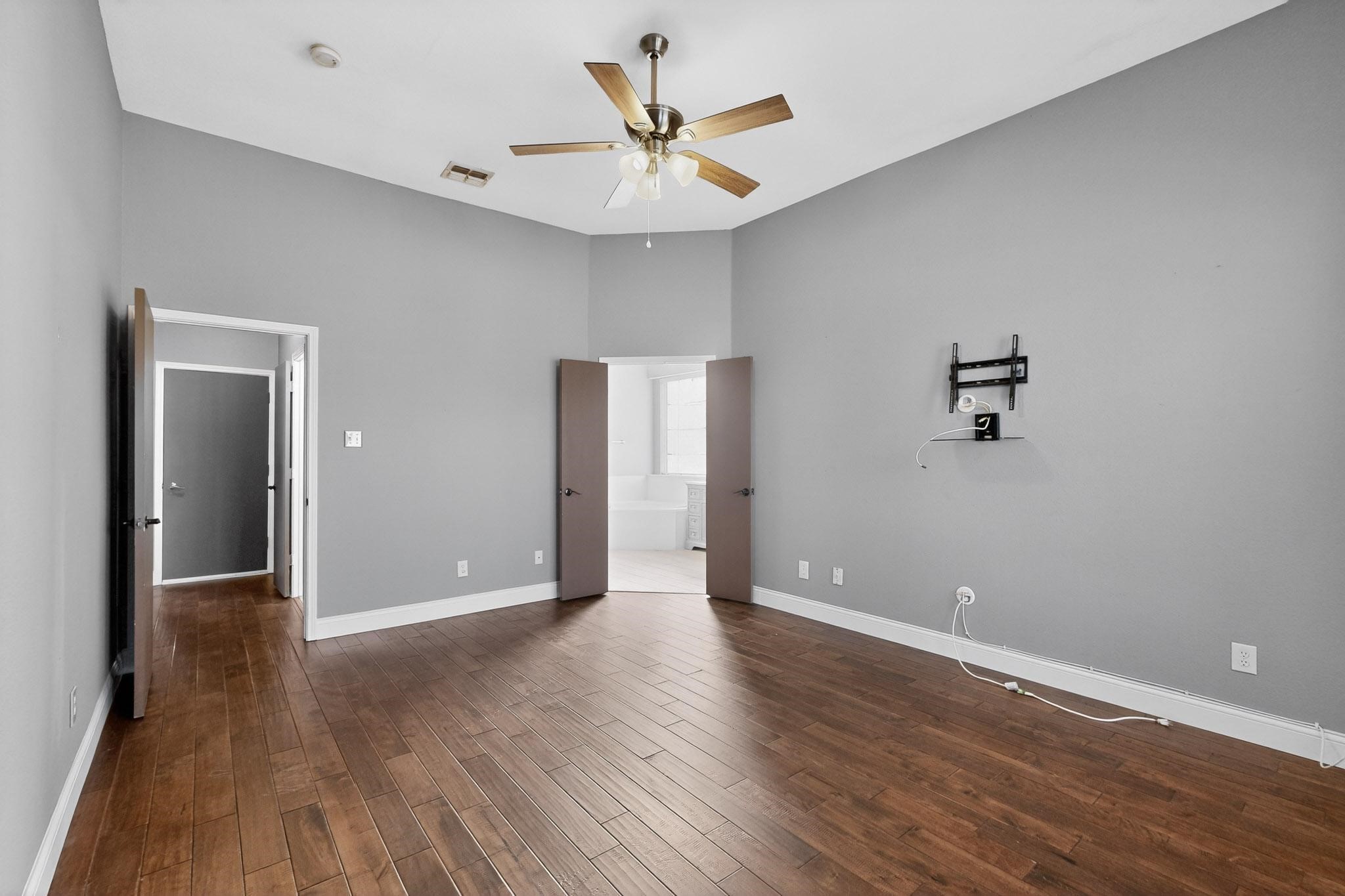 1841 Grand Canyon Drive