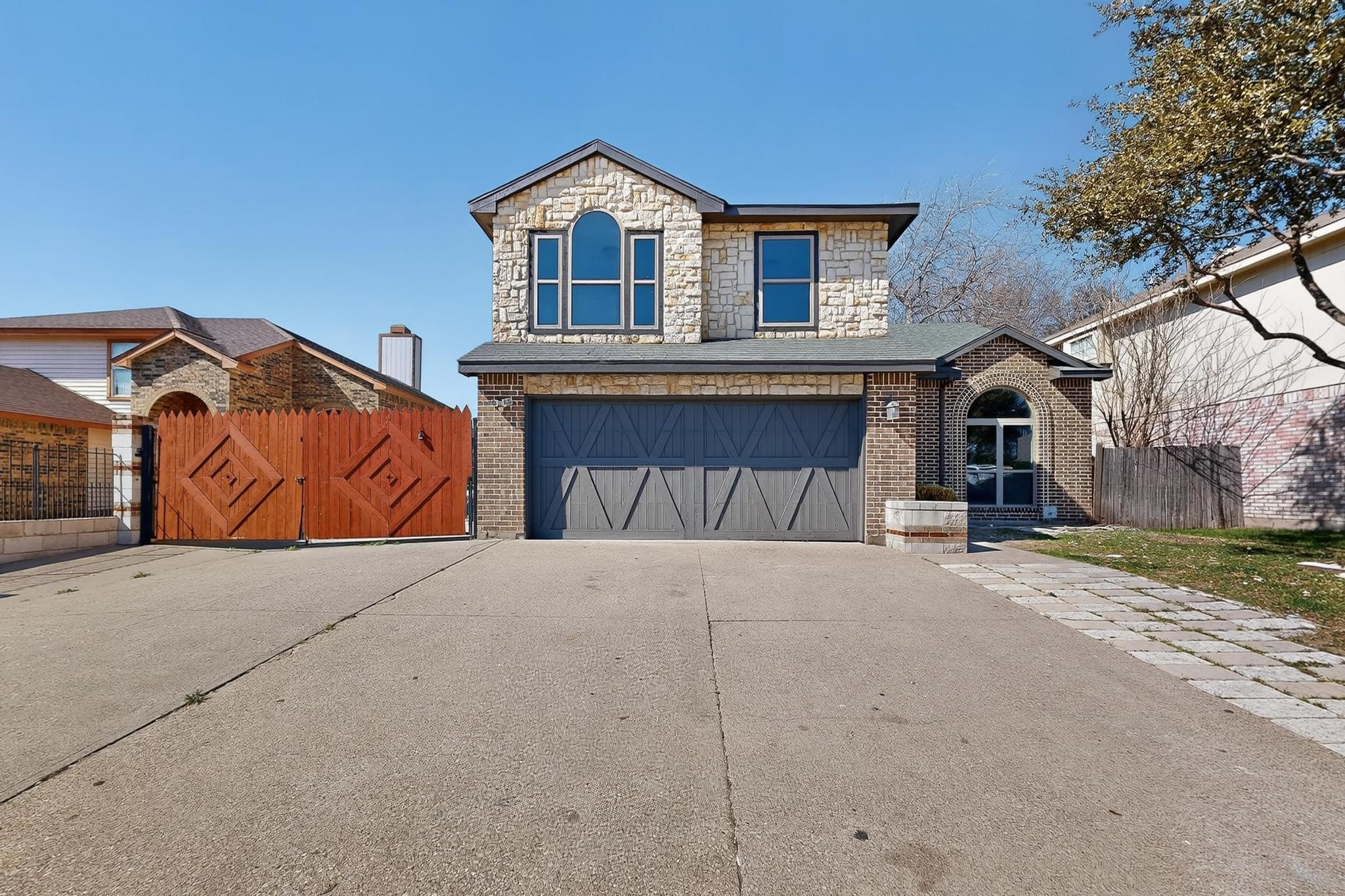 5204 Sherburne Drive