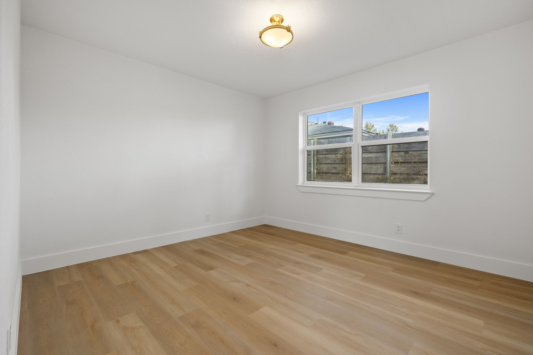 2932 Bay Oaks Drive