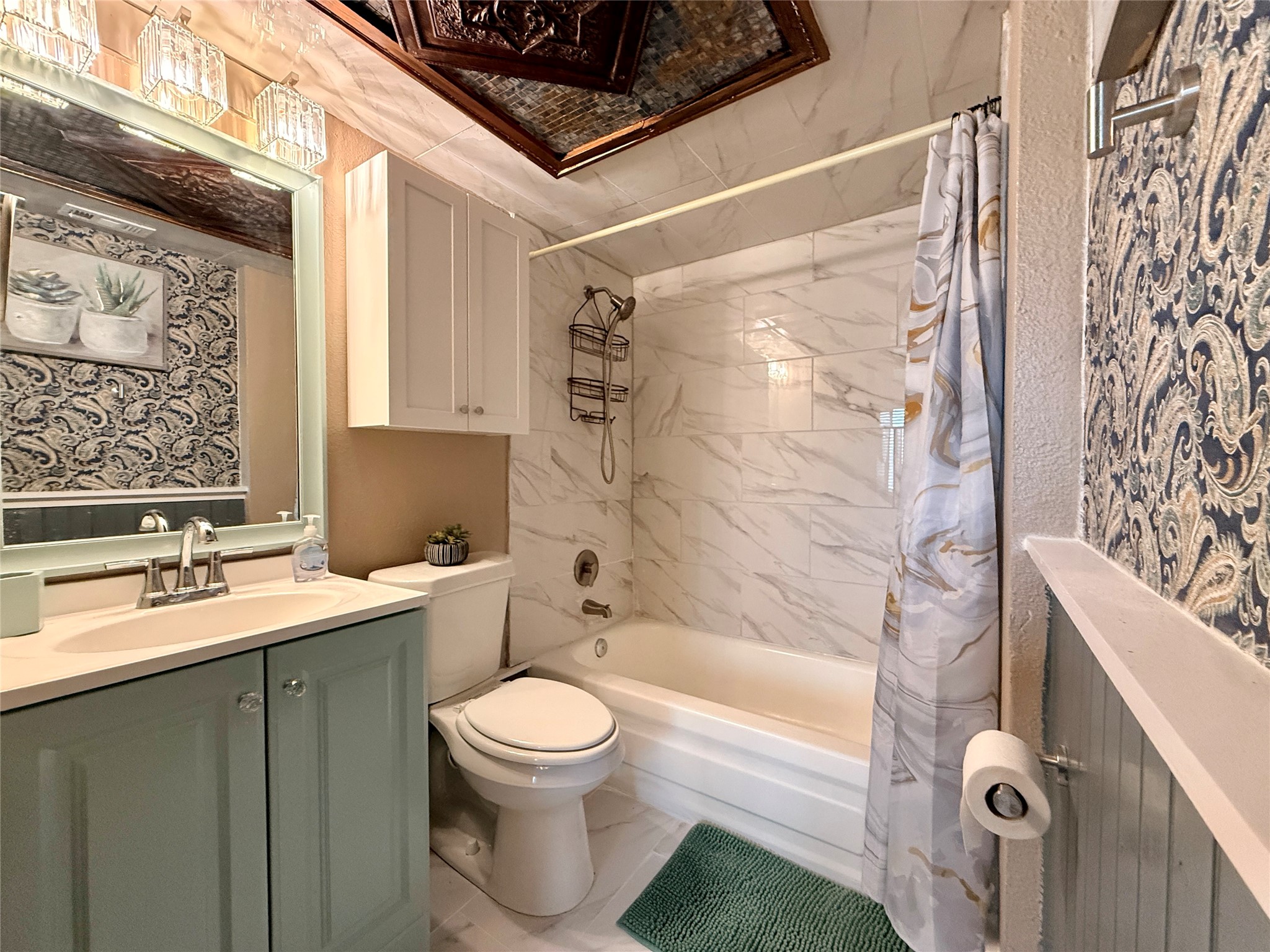 9807 Walnut Street D205