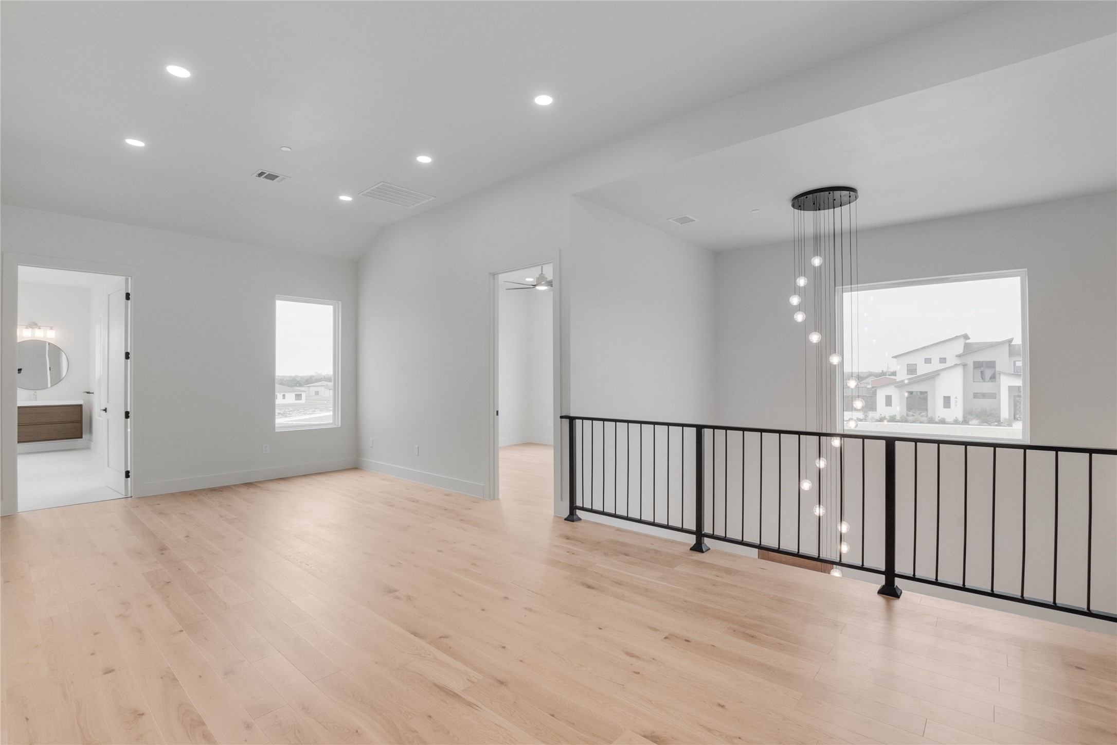 436 Whispering Way