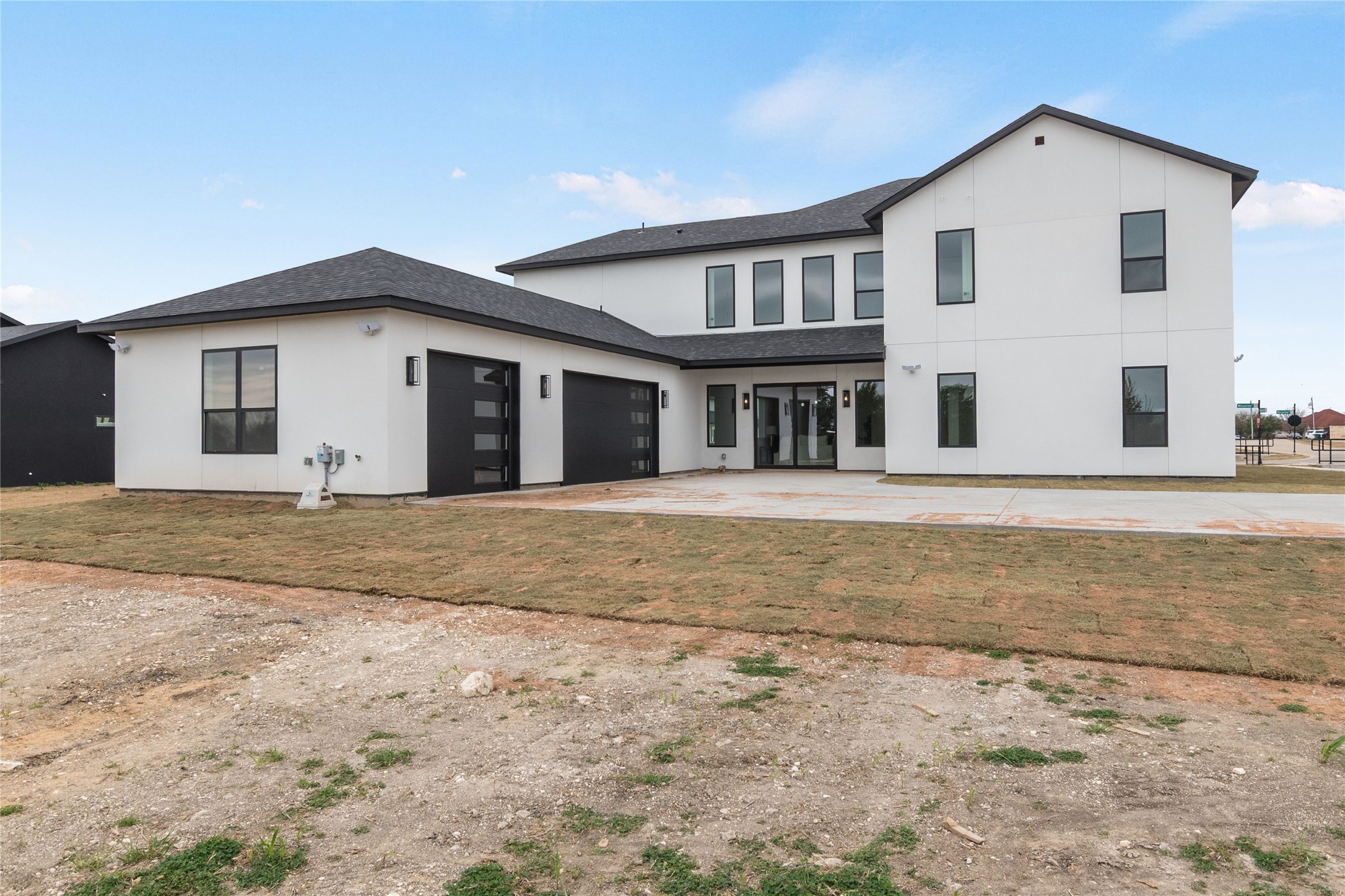 436 Whispering Way
