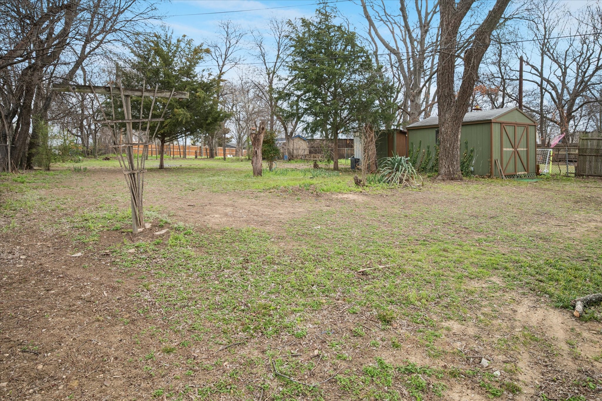 1613 Dale Drive