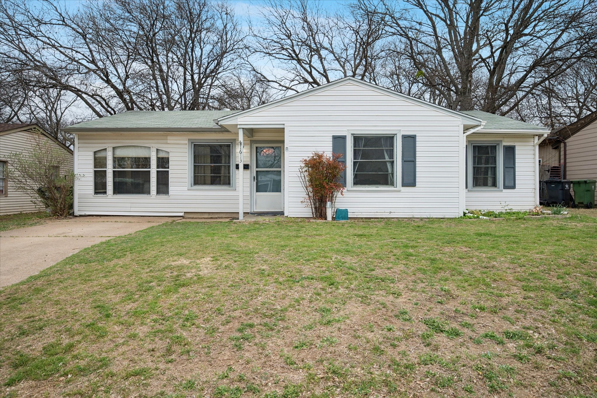 1613 Dale Drive