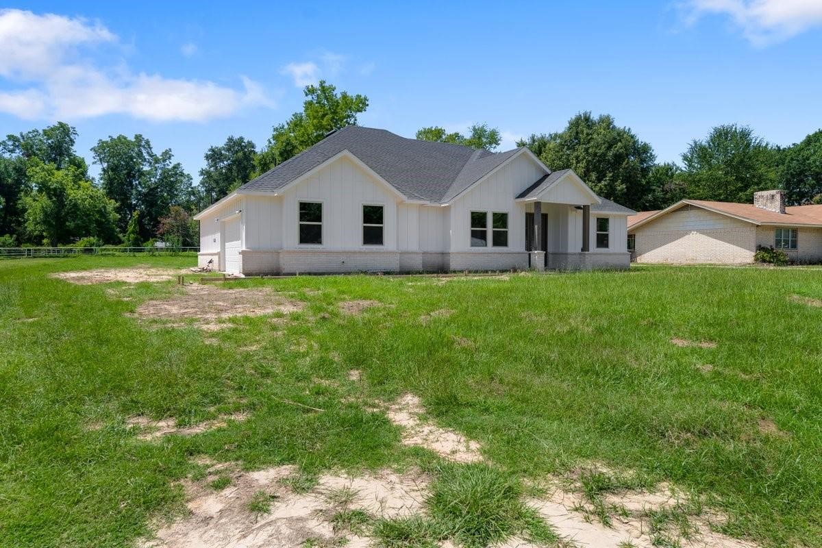 180 Nix Drive