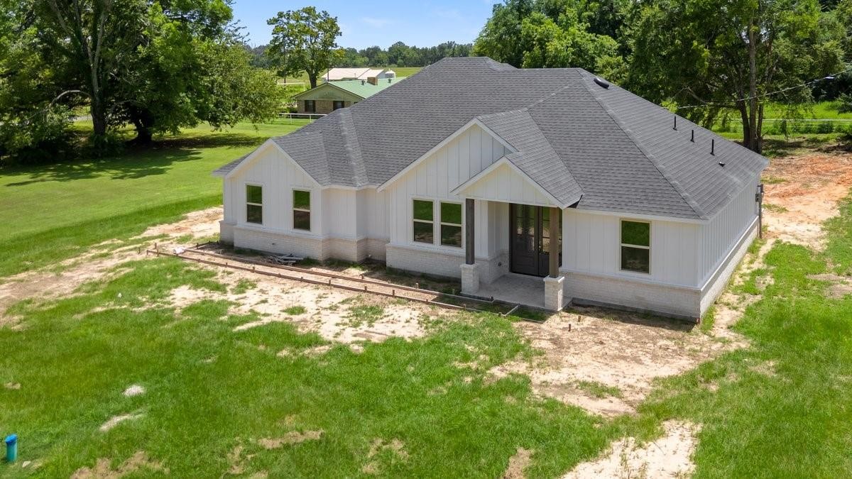 180 Nix Drive