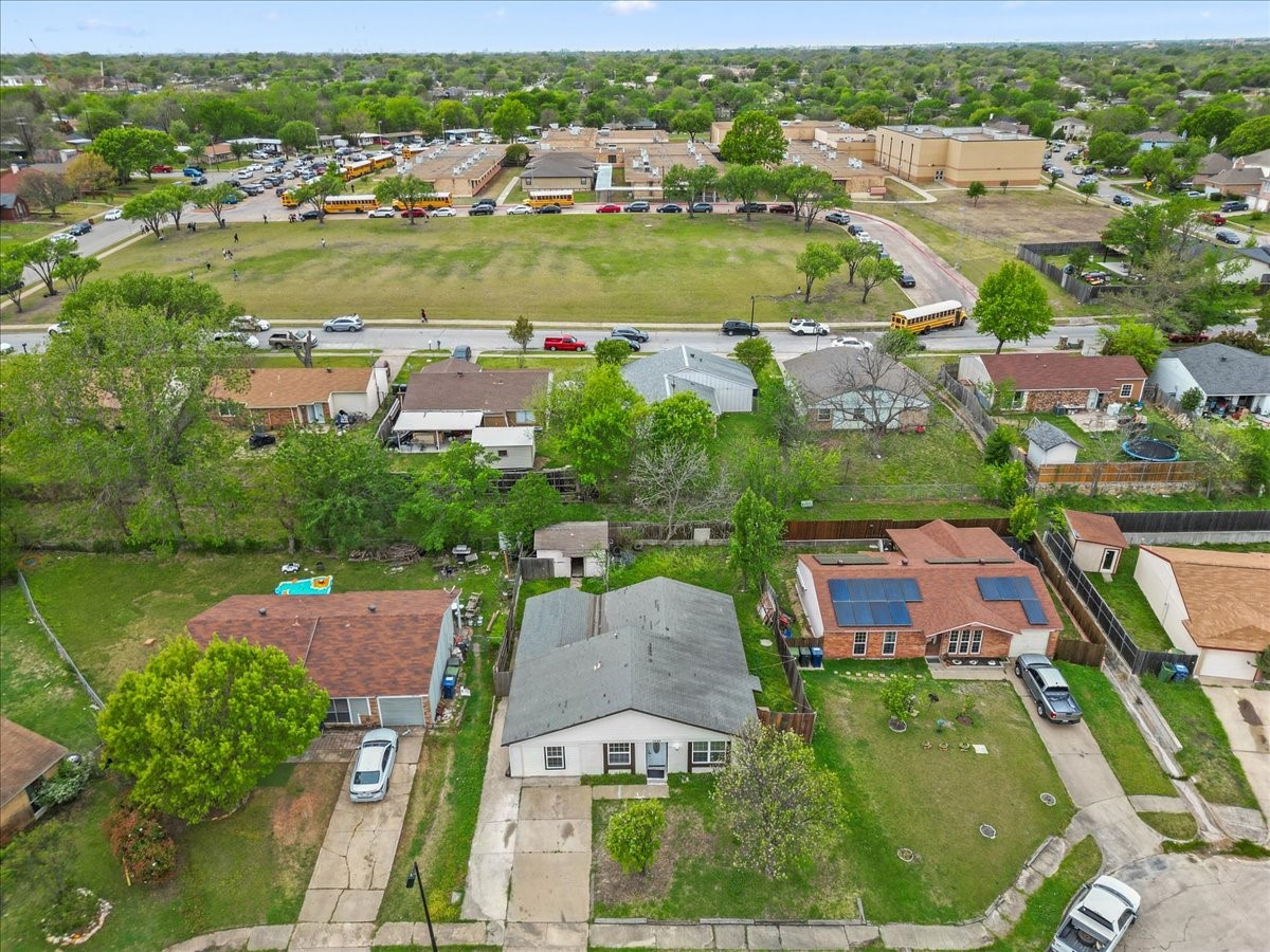 1306 Eagle Pass
