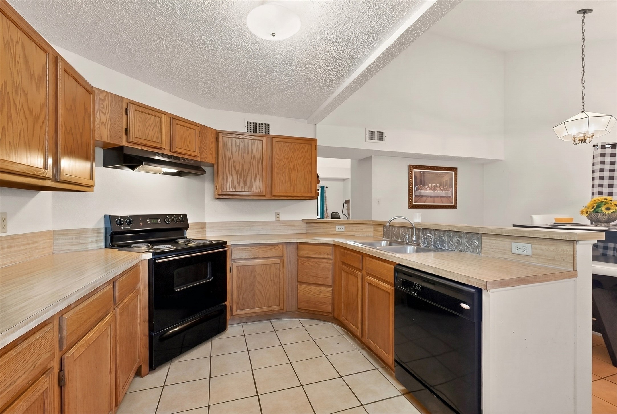 11801 Avery Lane