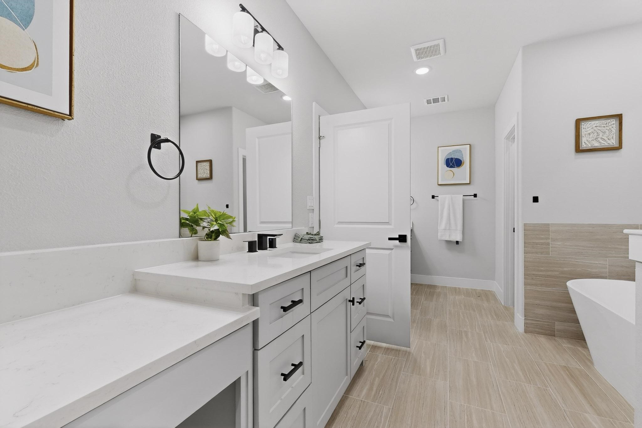 6810 Windward View Drive