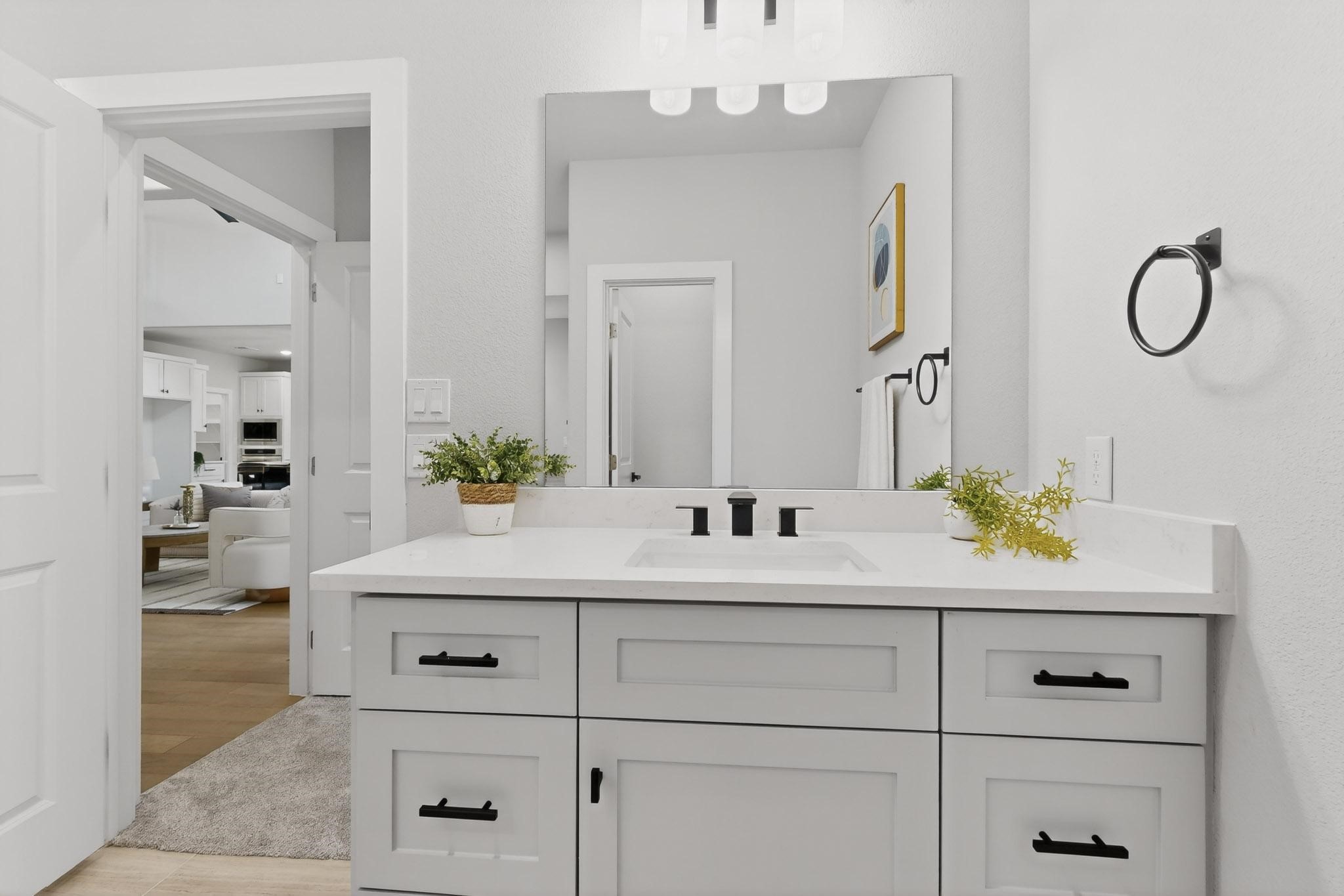 6810 Windward View Drive