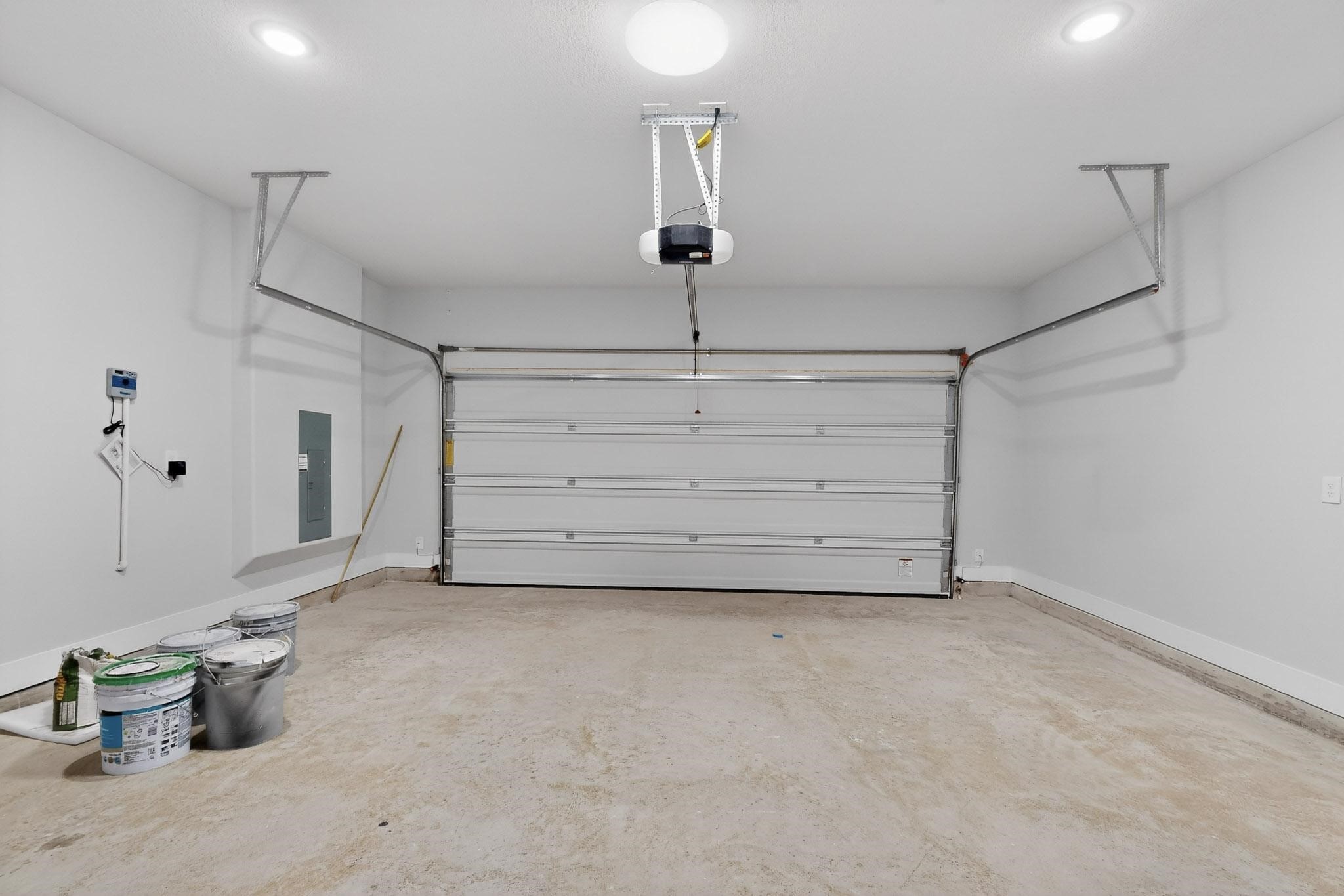 6810 Windward View Drive