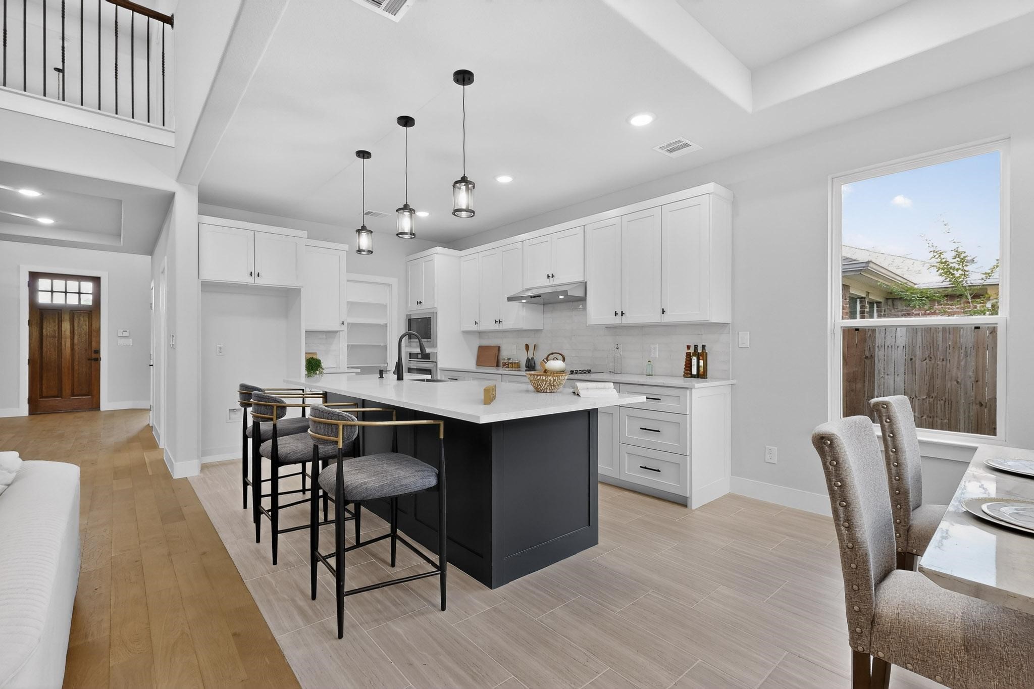 6810 Windward View Drive