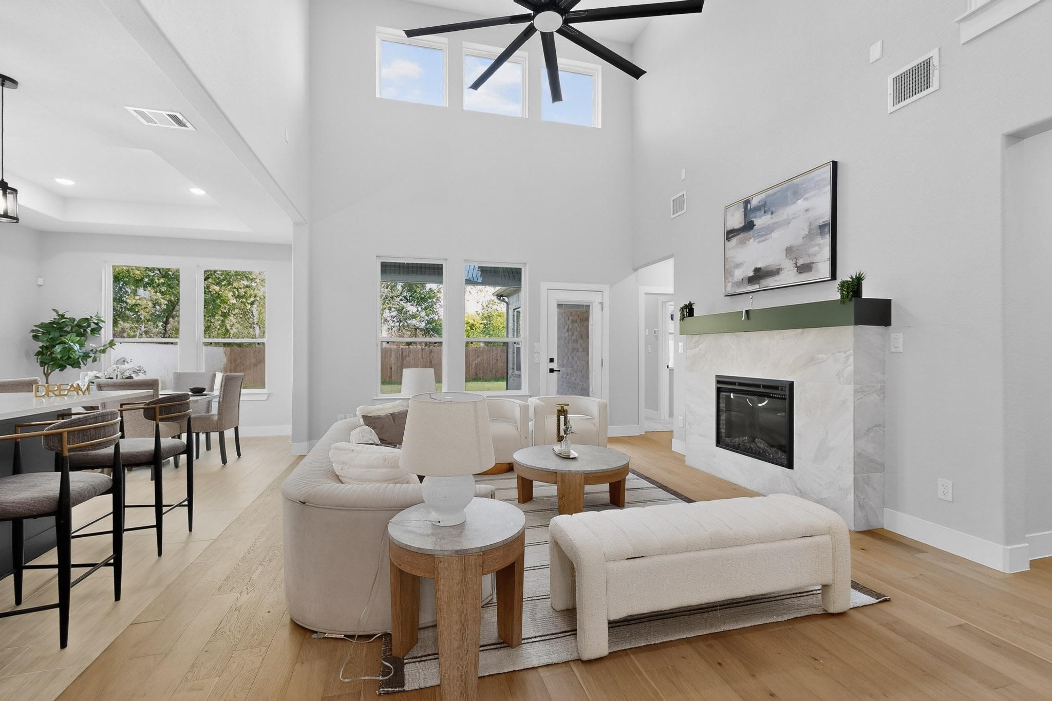 6810 Windward View Drive